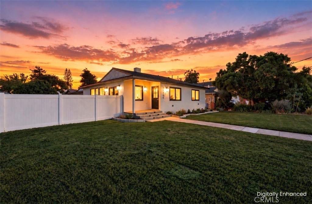 11100 Greenlawn
