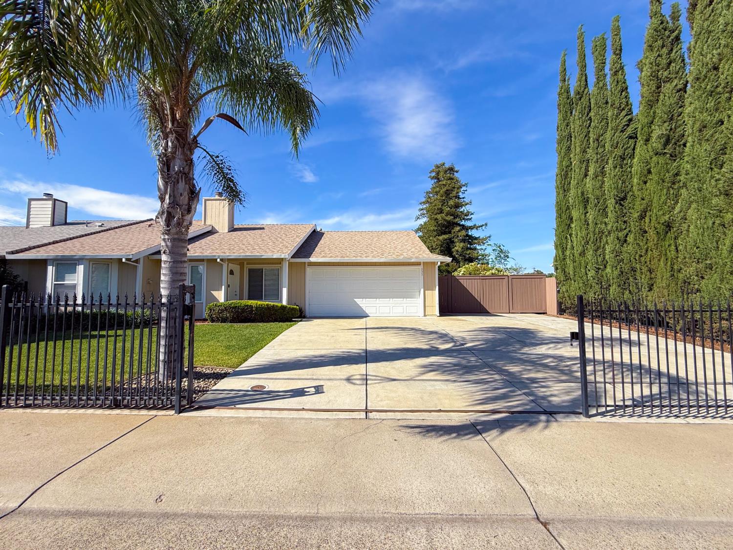 535 N St, Rio Linda, CA 95673-2248