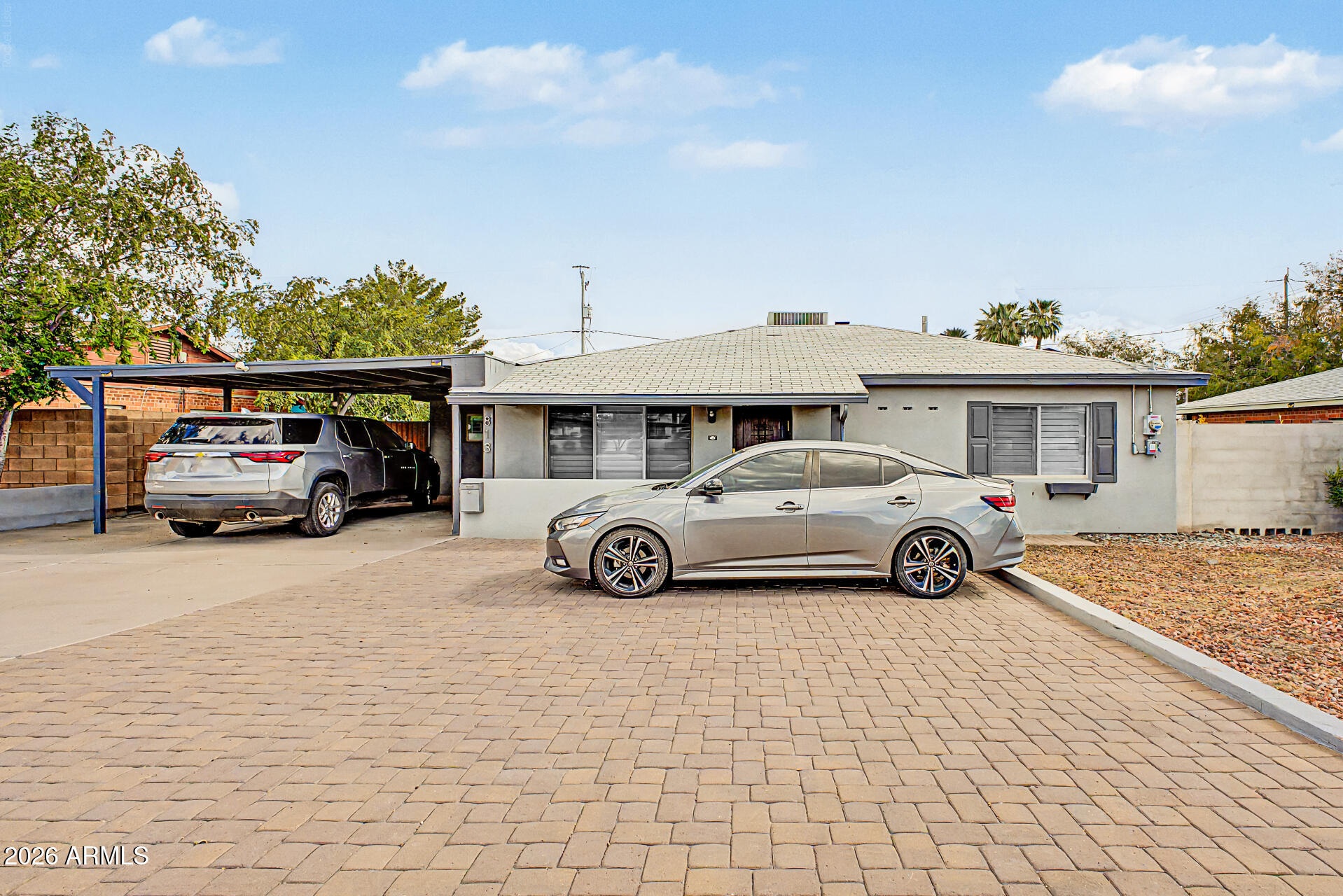 813 E GLENDALE Avenue, Phoenix, AZ 85020