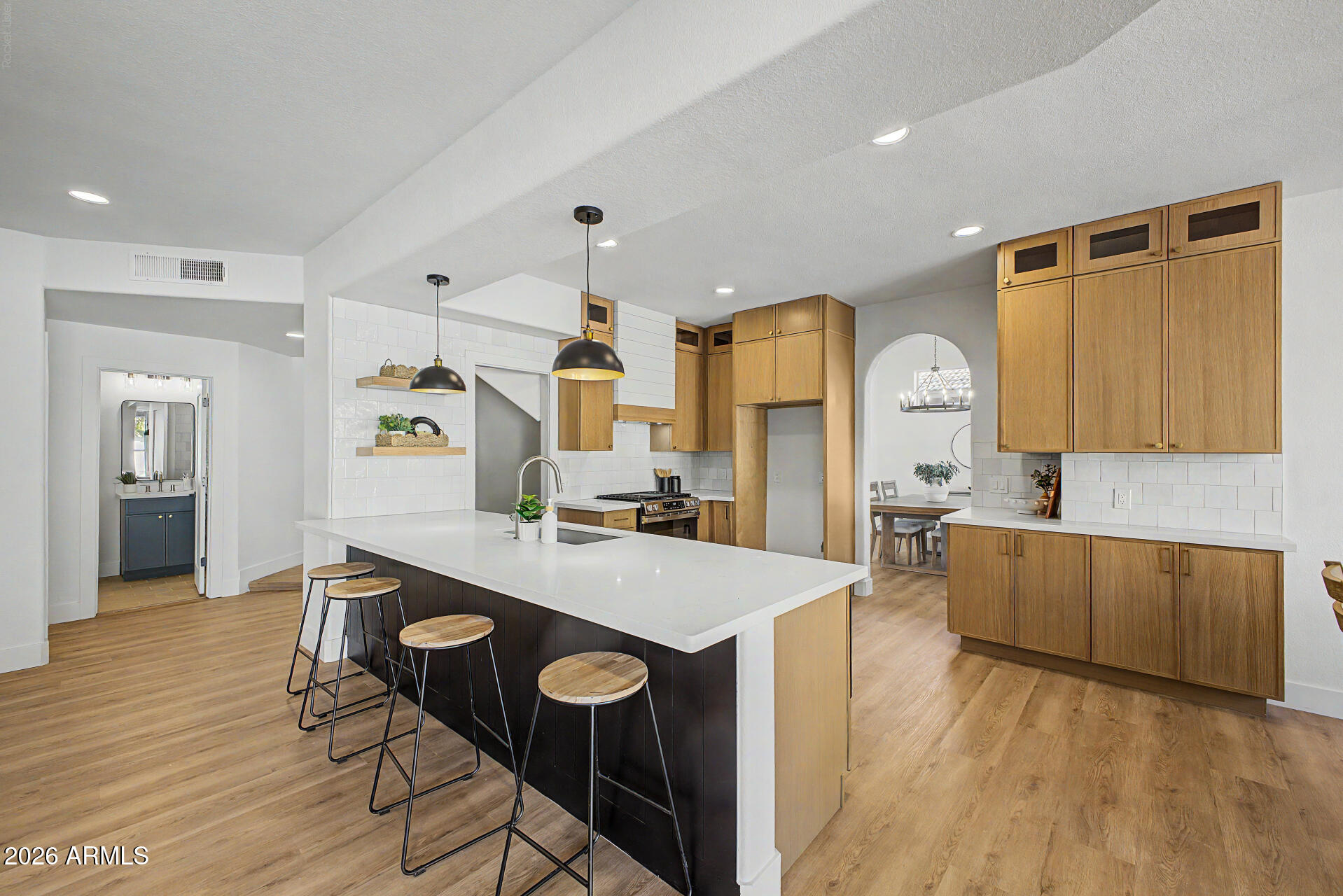 517 S ROCK HARBOR Drive, Gilbert, AZ 85233