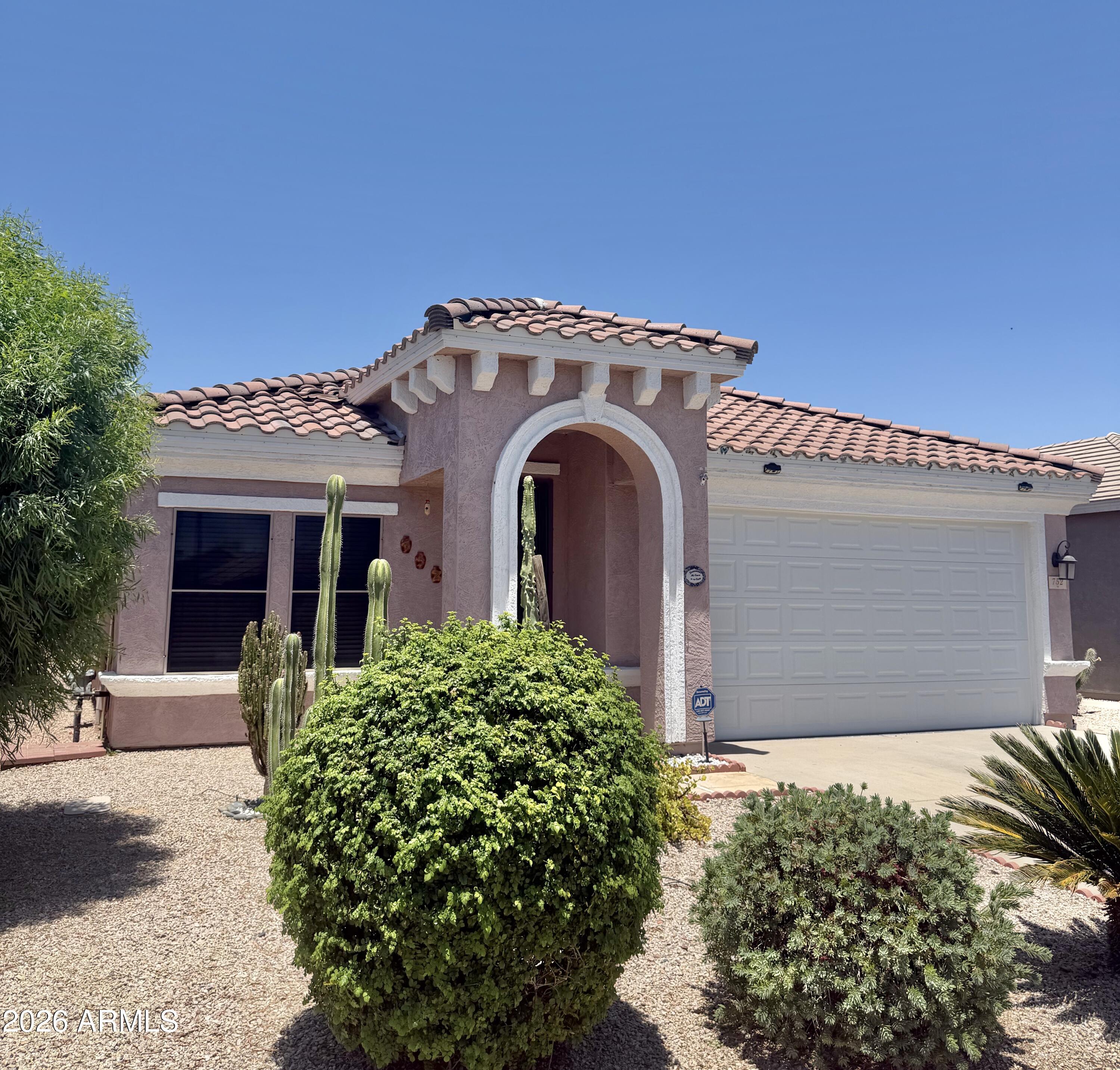 752 E COWBOY COVE Trail, San Tan Valley, AZ 85143