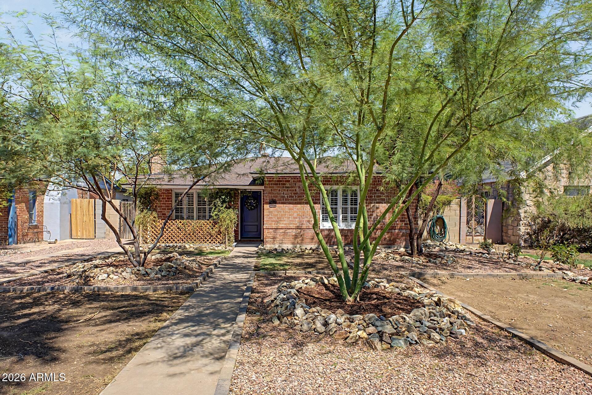 1530 W CULVER Street, Phoenix, AZ 85007
