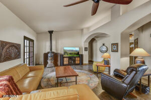 6032 SKINNER Drive, Cave Creek, AZ, 85331 — assumable FHA mortgage at 4.00%