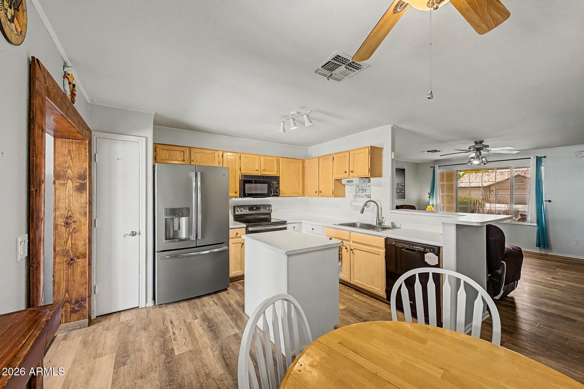 10368 W ROSS Avenue, Peoria, AZ 85382