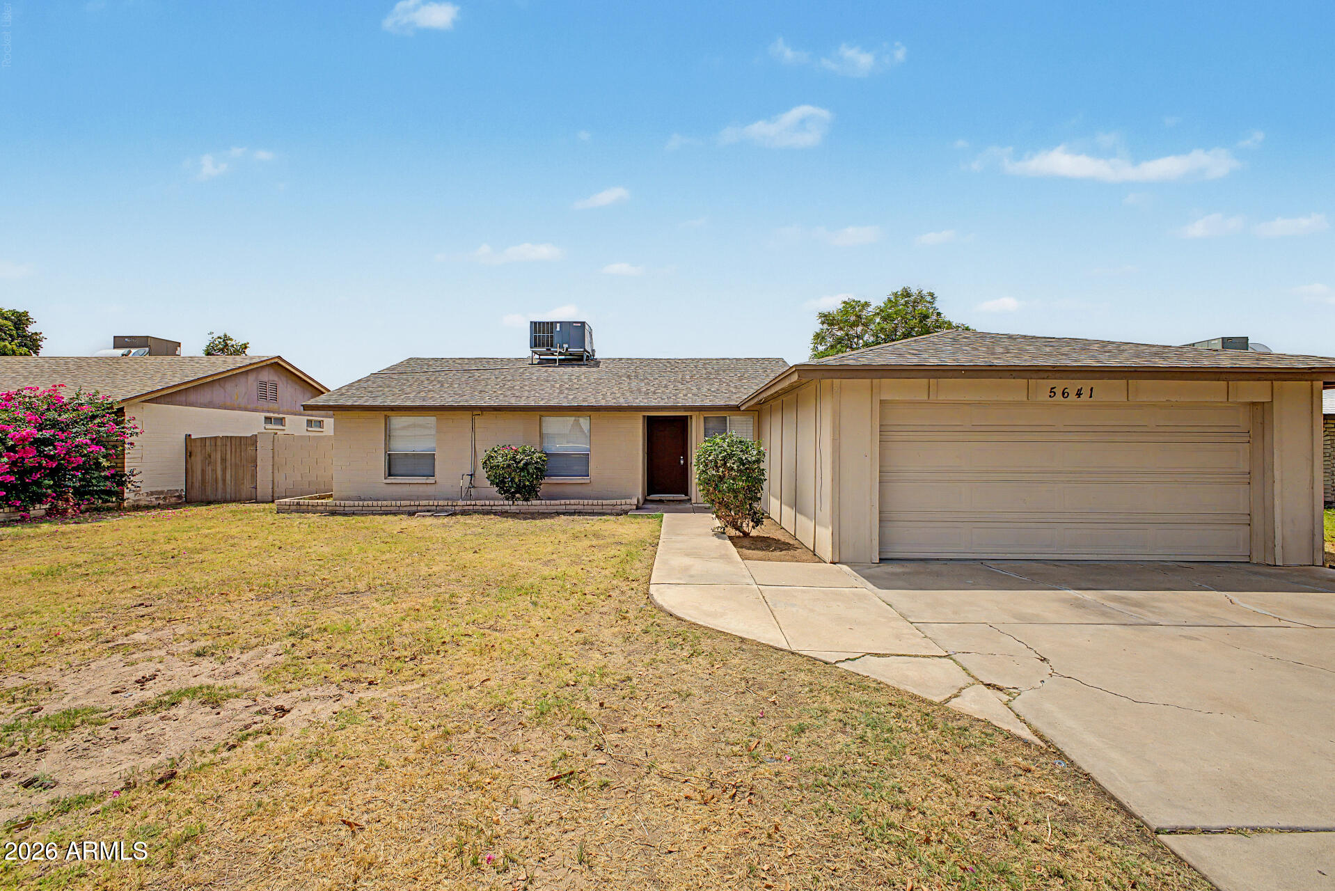 5641 W VOGEL Avenue, Glendale, AZ 85302