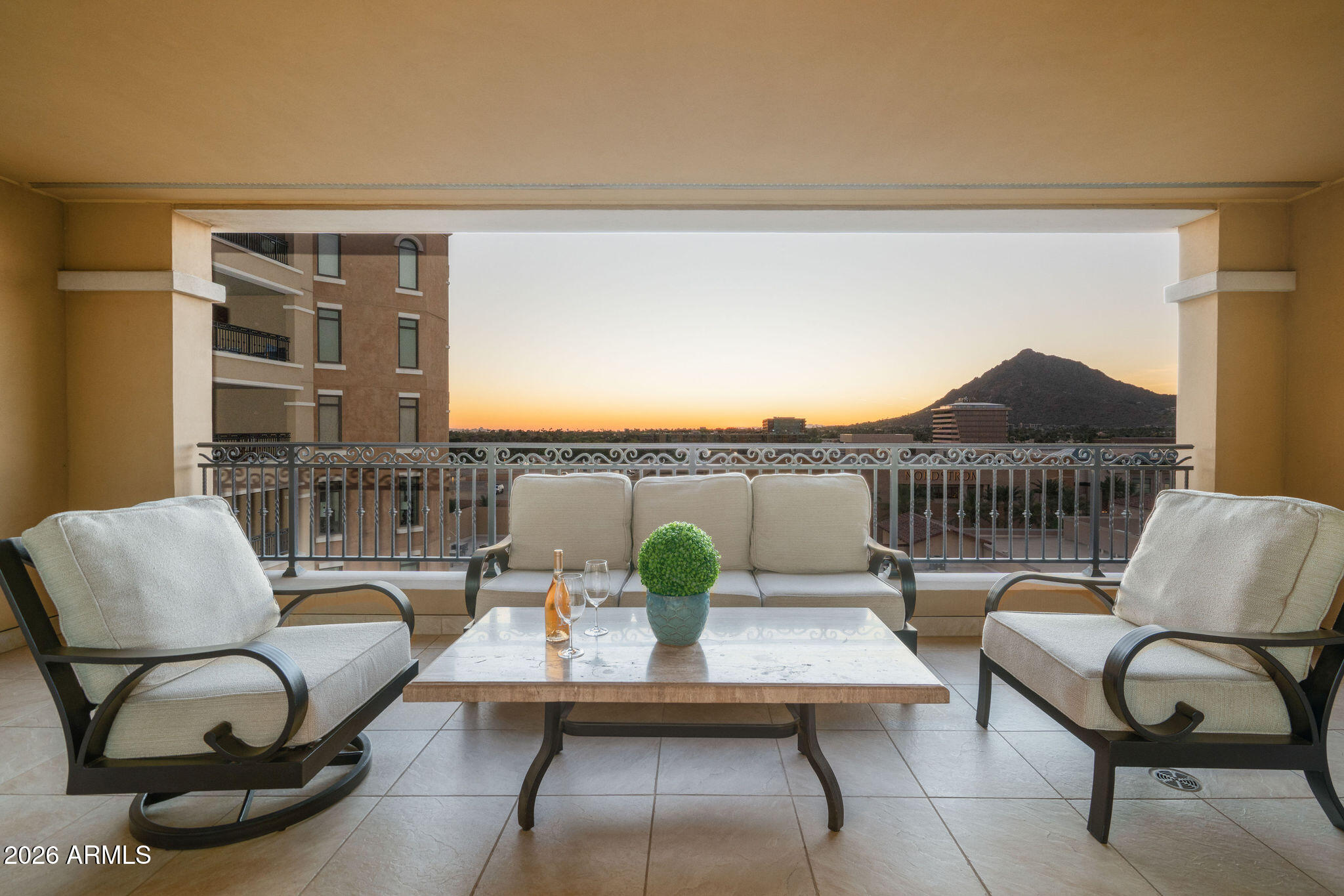 7181 E CAMELBACK Road 907, Scottsdale, AZ 85251