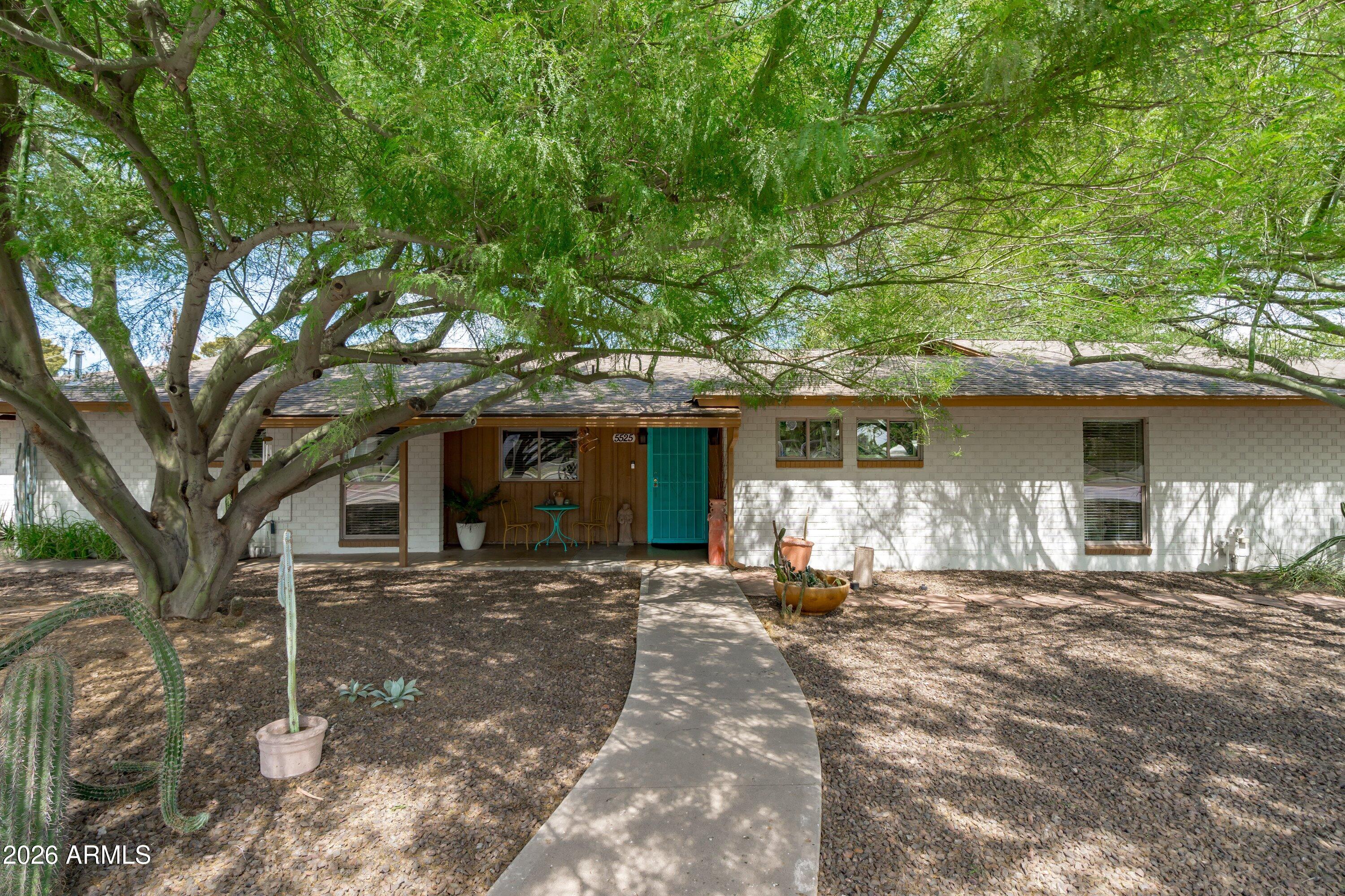 5525 N 12TH Street, Phoenix, AZ 85014