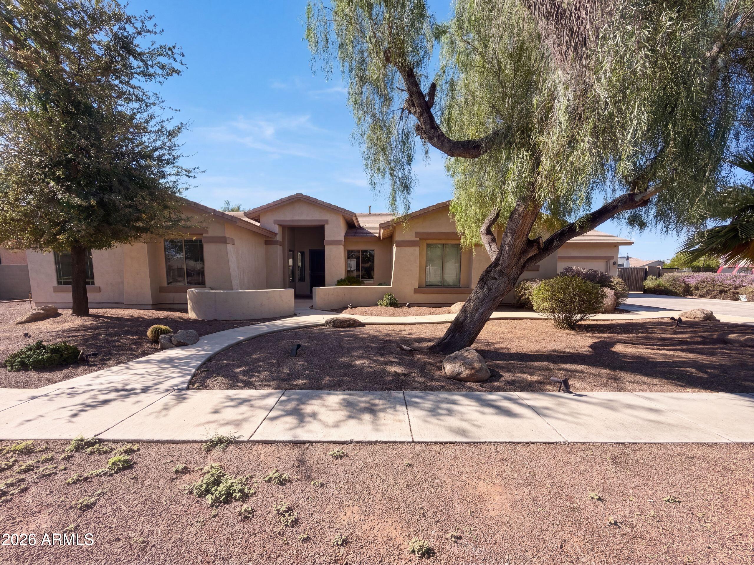 8027 W SAN MIGUEL Avenue, Glendale, AZ 85303
