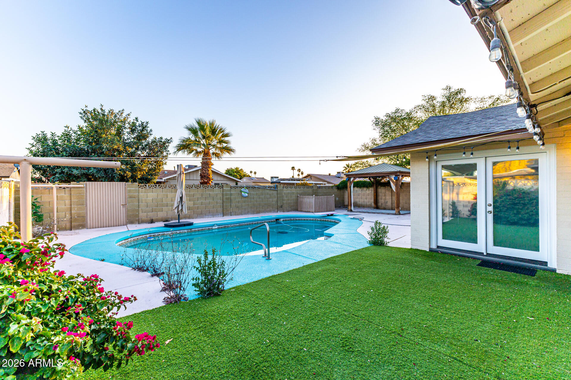 2537 E LA JOLLA Drive, Tempe, AZ 85282