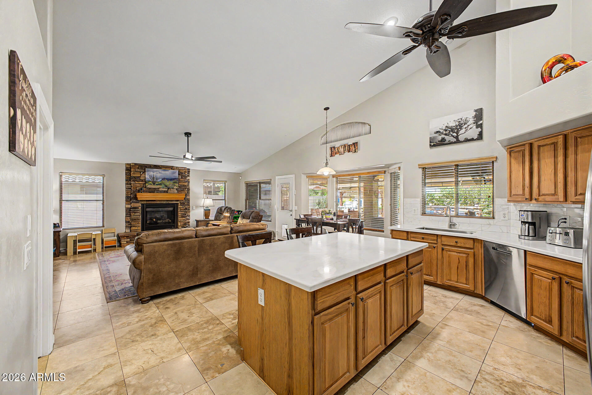 2682 S Elm Street, Gilbert, AZ 85295