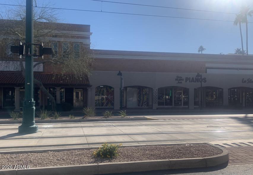 41 W MAIN Street, Mesa, AZ 85201