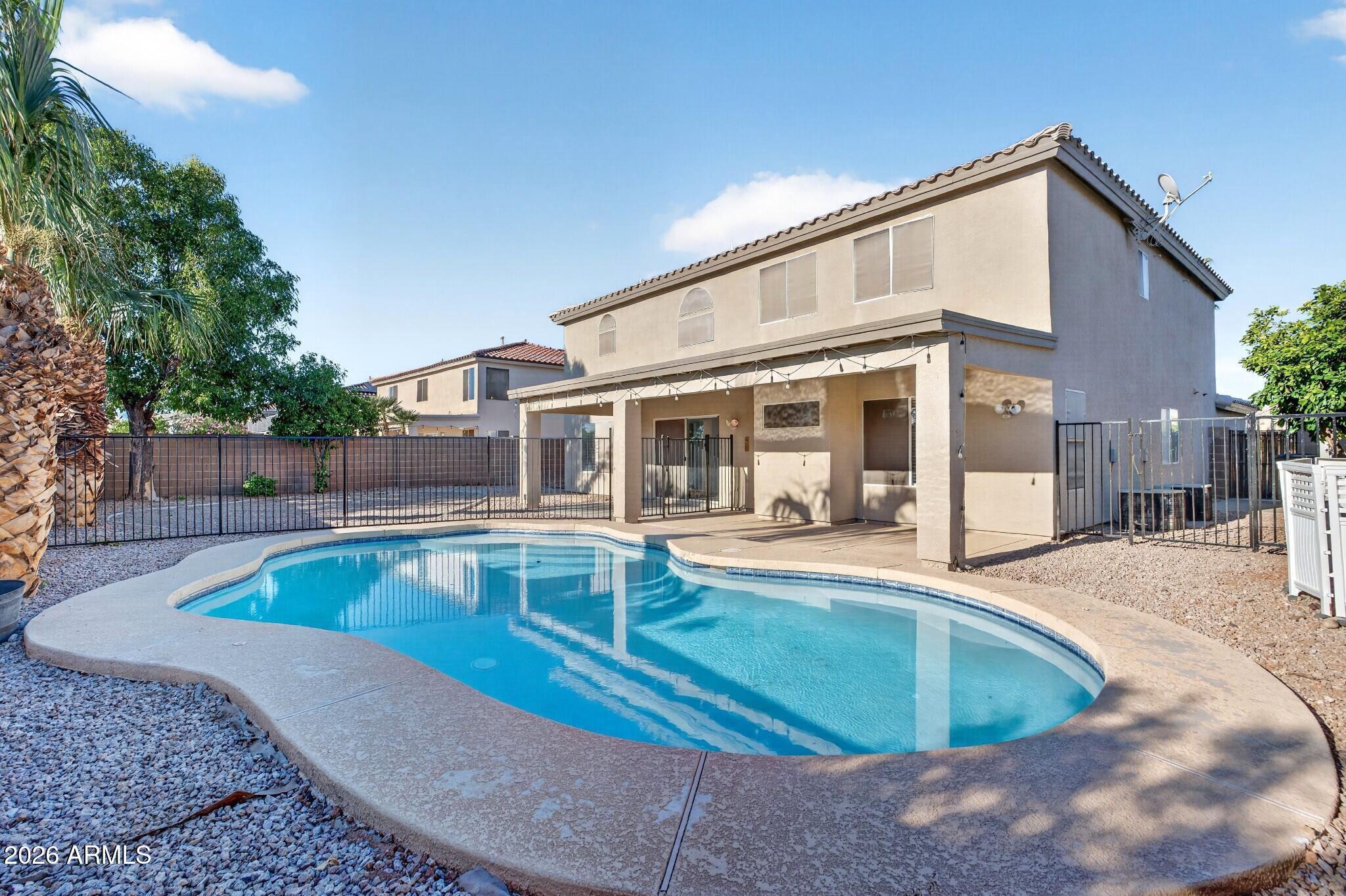 716 S CARDINAL Street, Gilbert, AZ 85296
