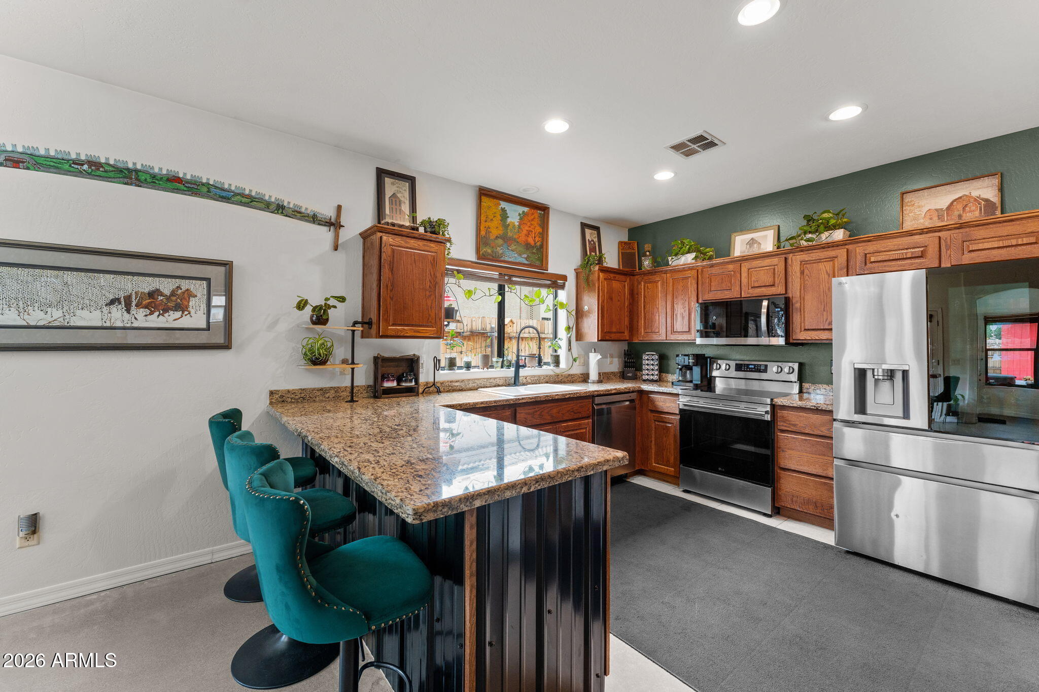 27170 S BENNETT Way, Congress, AZ 85332