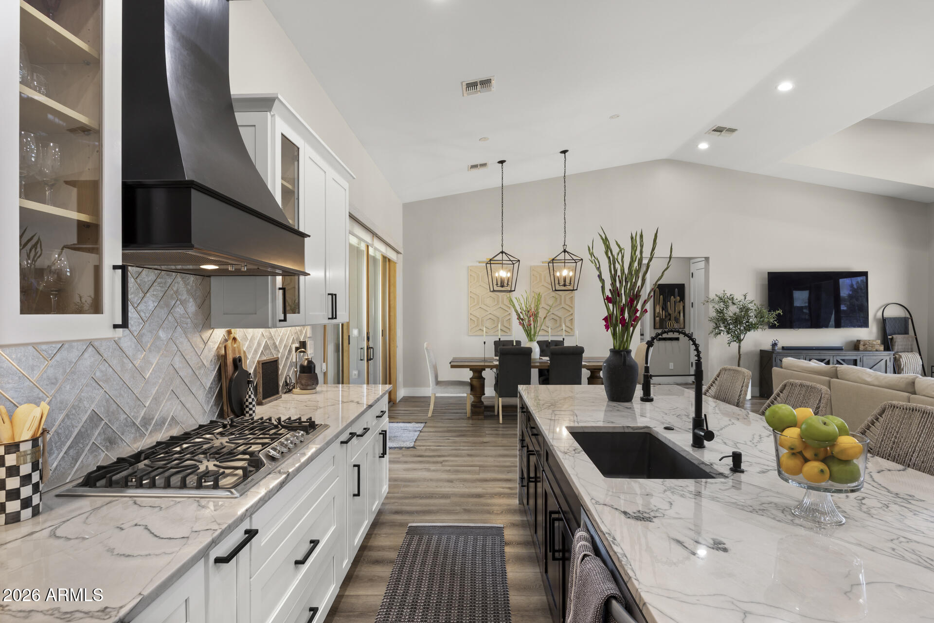 3927 N 13TH Place, Phoenix, AZ 85014