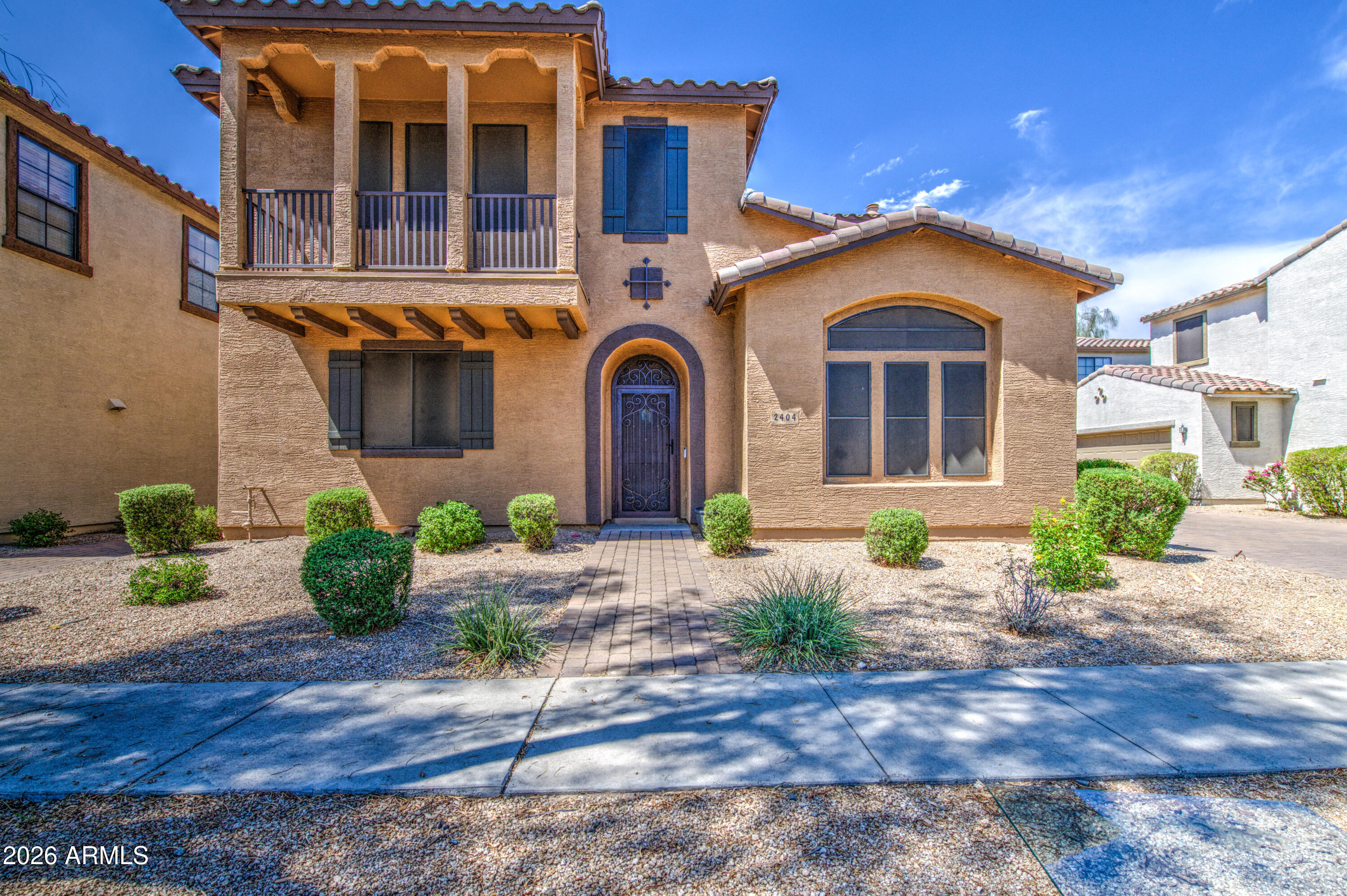 2404 W DUSTY WREN Drive, Phoenix, AZ 85085