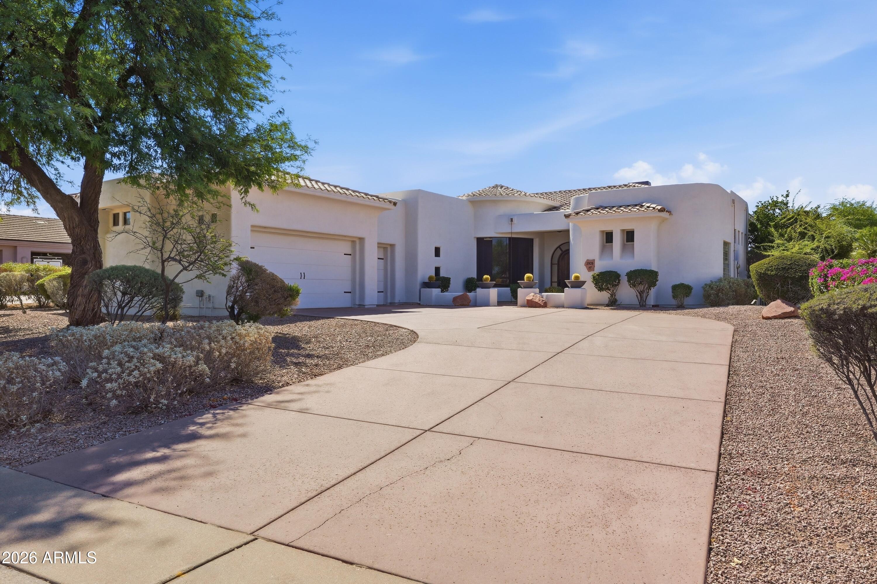 3929 N RECKER Road, Mesa, AZ 85215