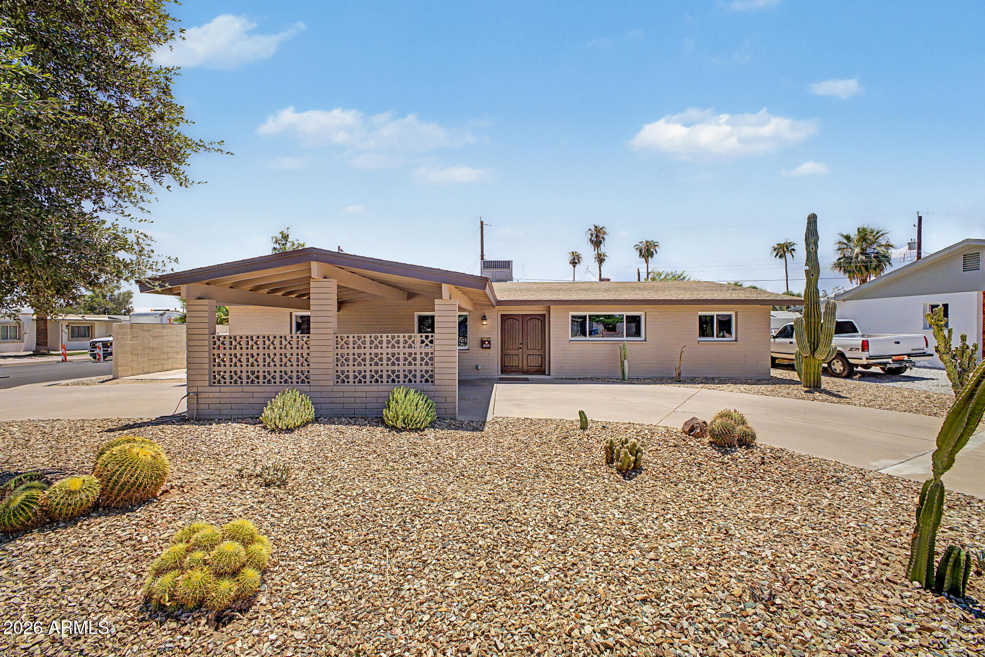 1043 E LILAC Drive, Tempe, AZ 85288