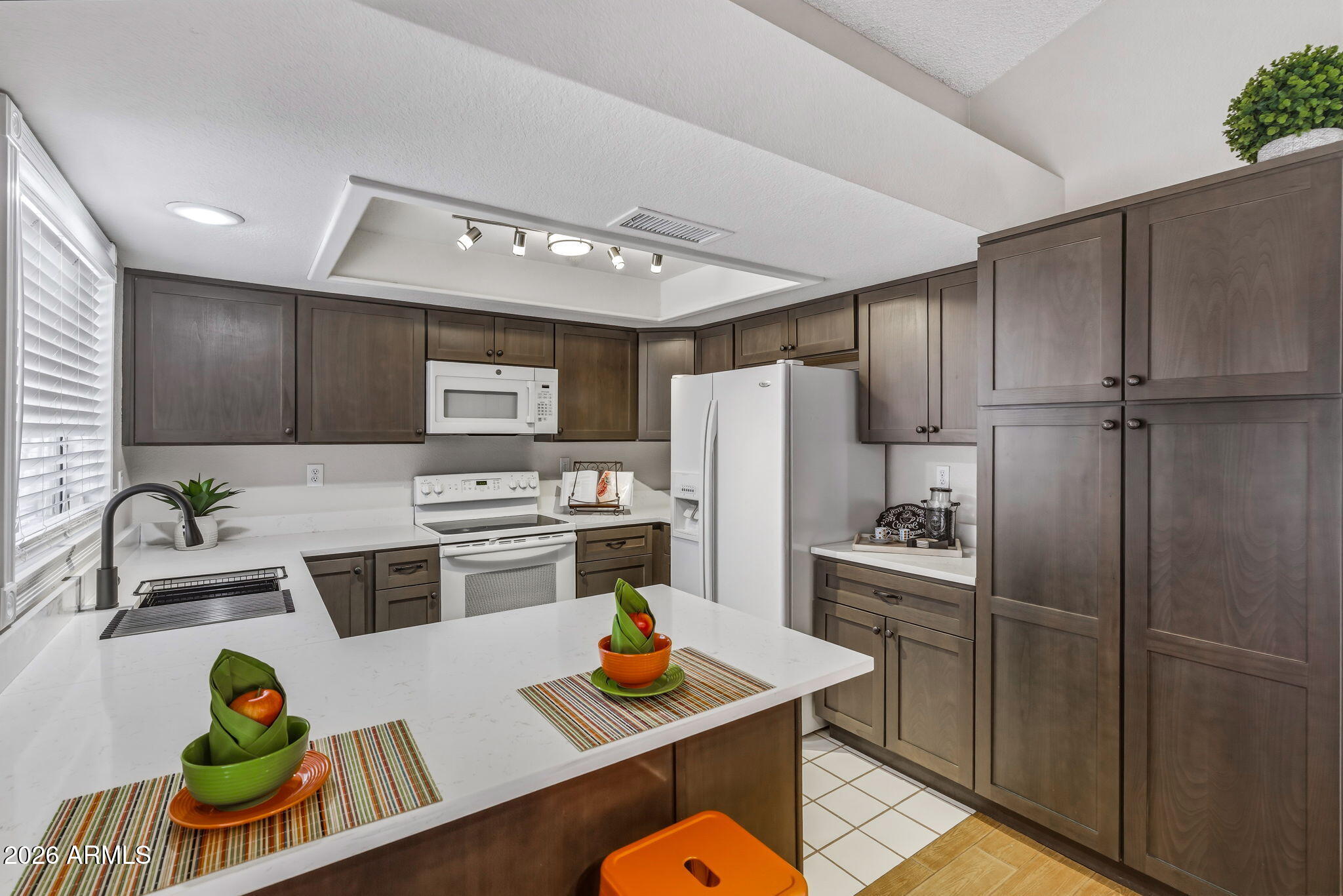 8058 W LAUREL Lane, Peoria, AZ 85345