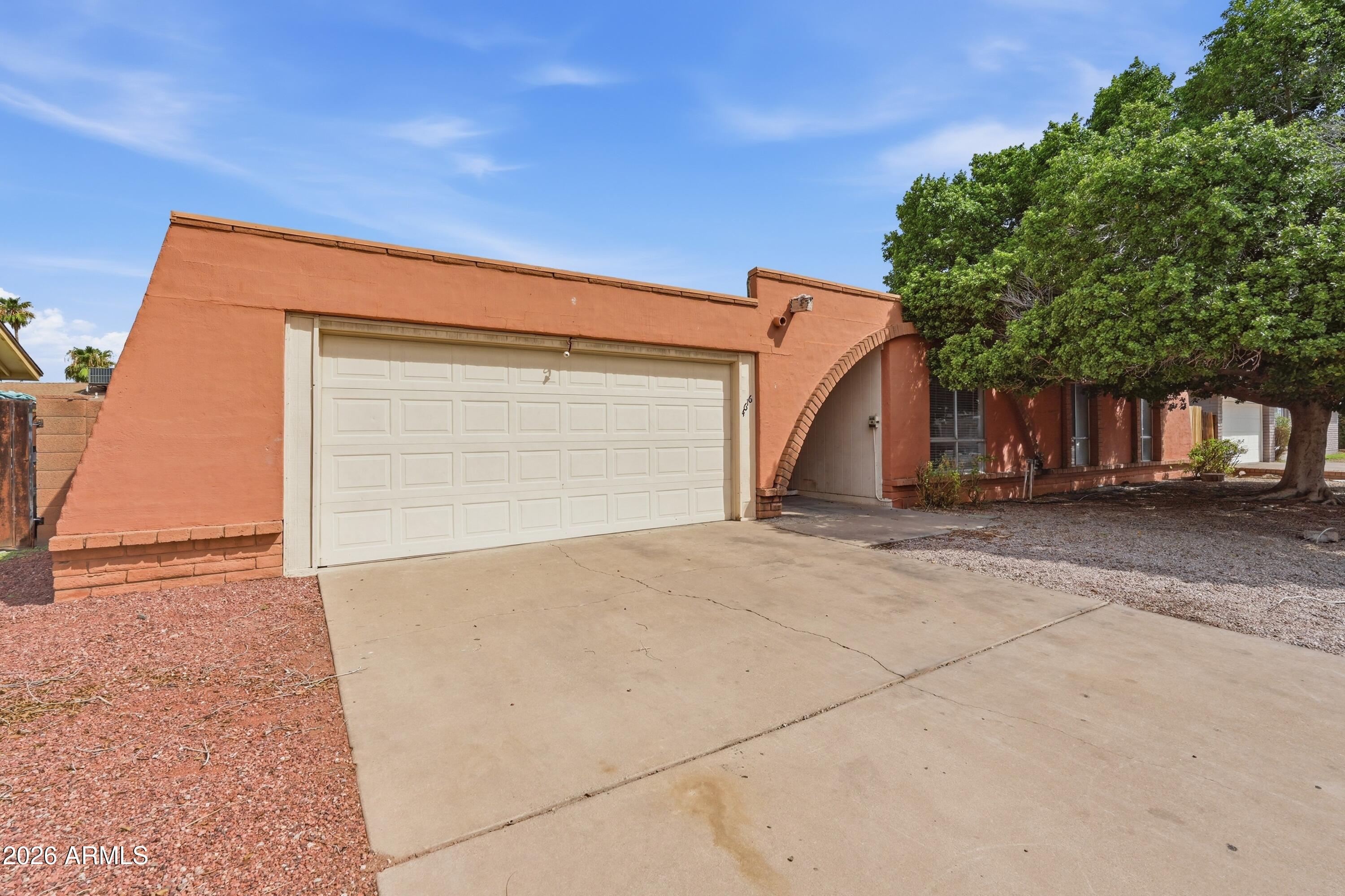 4616 W SAGUARO Drive, Glendale, AZ 85304