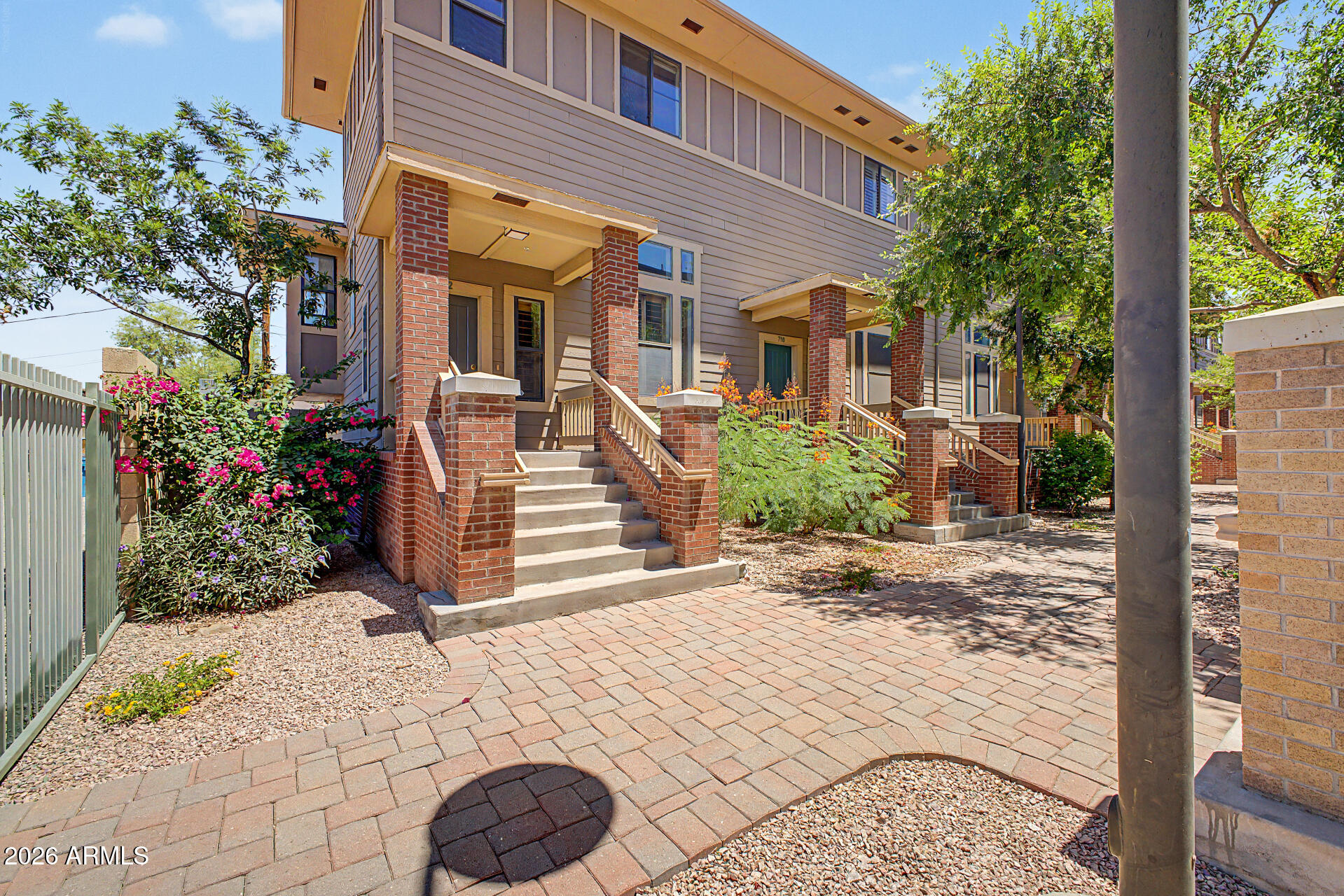 712 S BECK Avenue, Tempe, AZ 85281