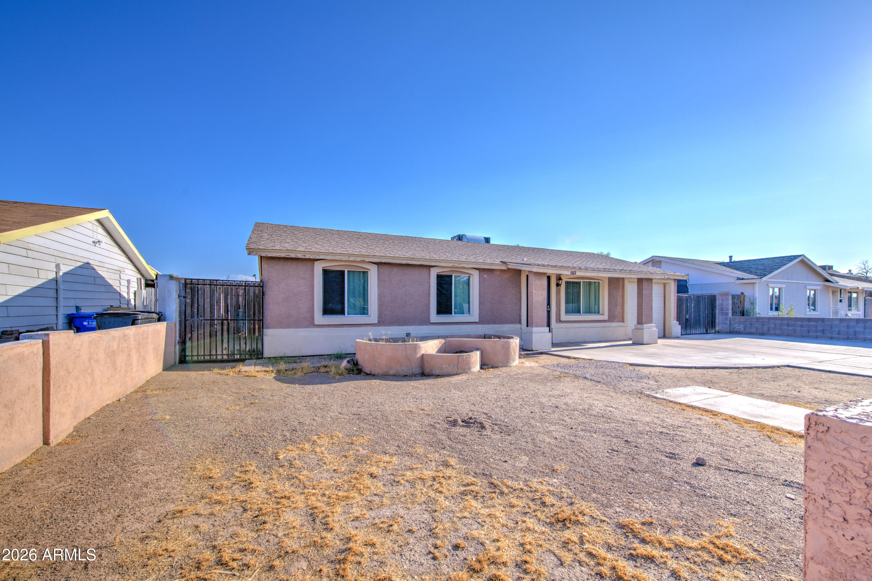 6601 W MONTE VISTA Road, Phoenix, AZ 85035