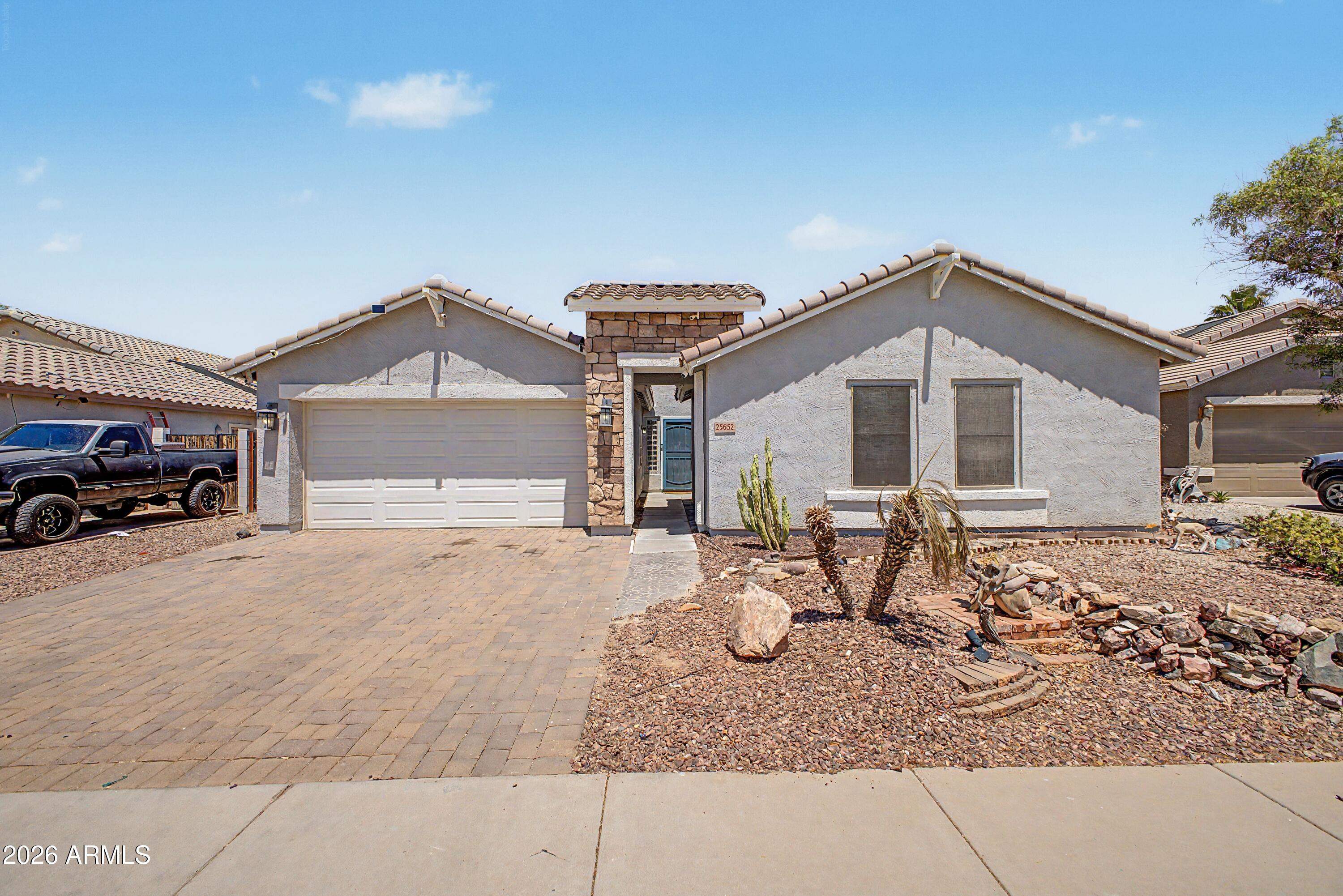 25652 W RIO VISTA Lane, Buckeye, AZ 85326