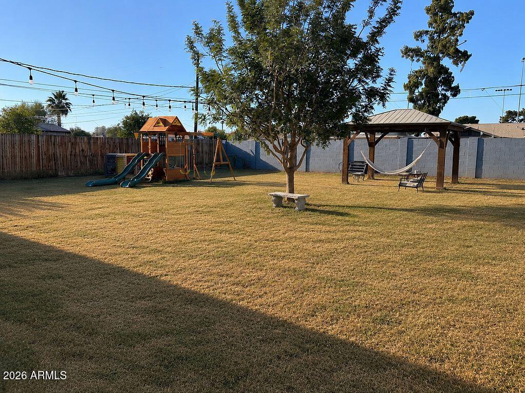 5731 W VISTA Avenue, Glendale, AZ 85301