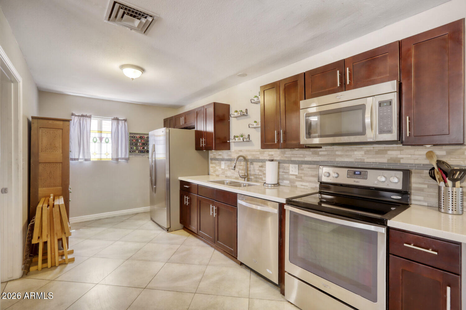1220 S GRAND Drive, Apache Junction, AZ 85120