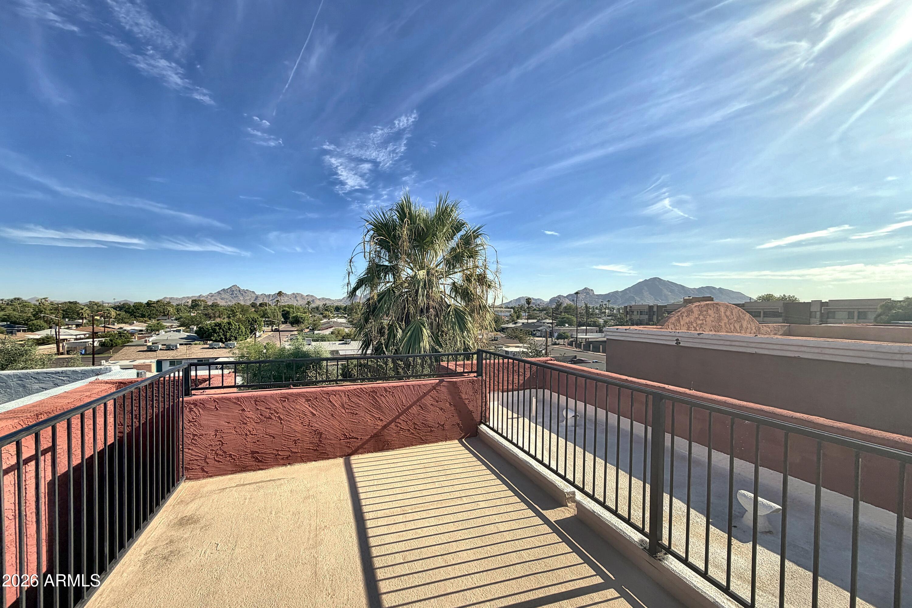 3434 E AVALON Drive, Phoenix, AZ 85018