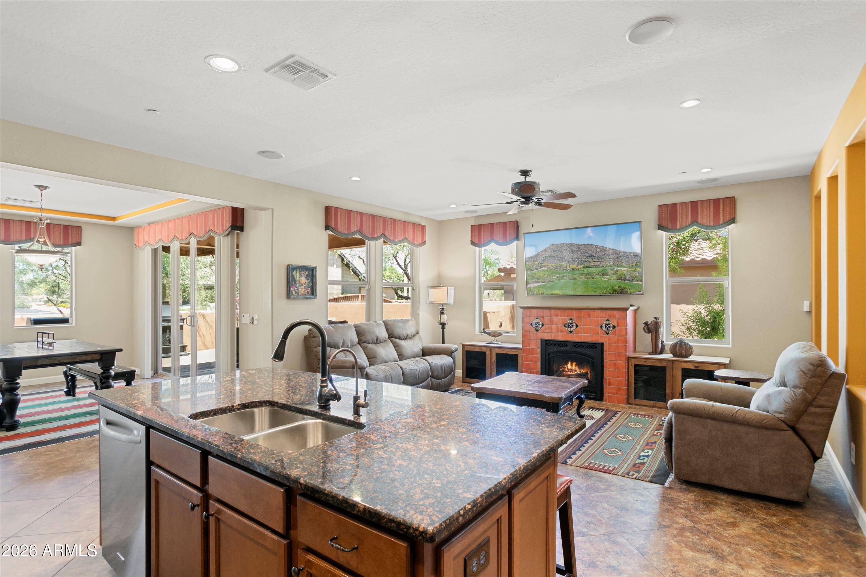 6231 E MARK Way 28, Cave Creek, AZ 85331