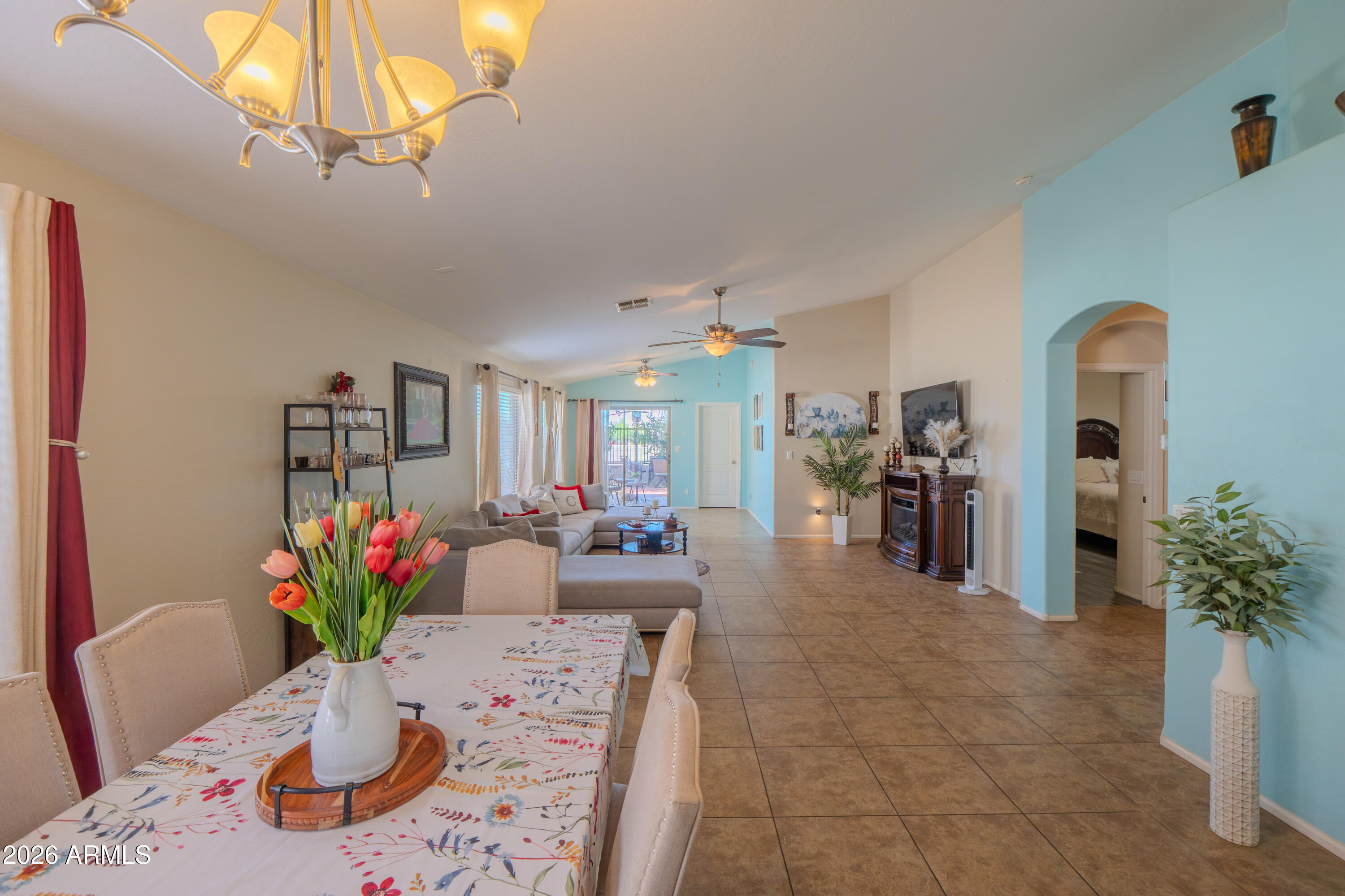 2907 E WHISPERING WIND Drive, Phoenix, AZ 85024