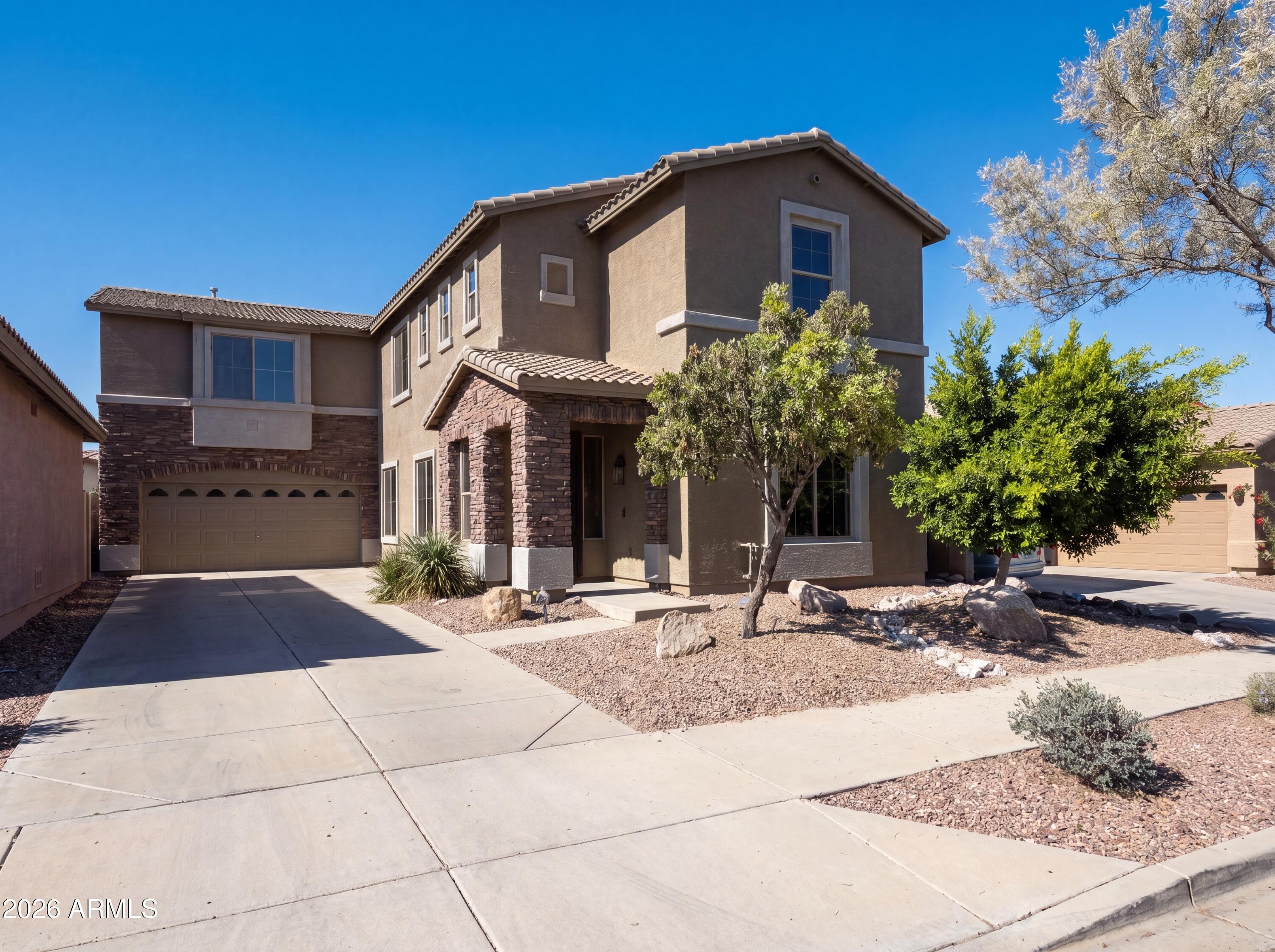 2513 W FLORENTINE Road, Phoenix, AZ 85086