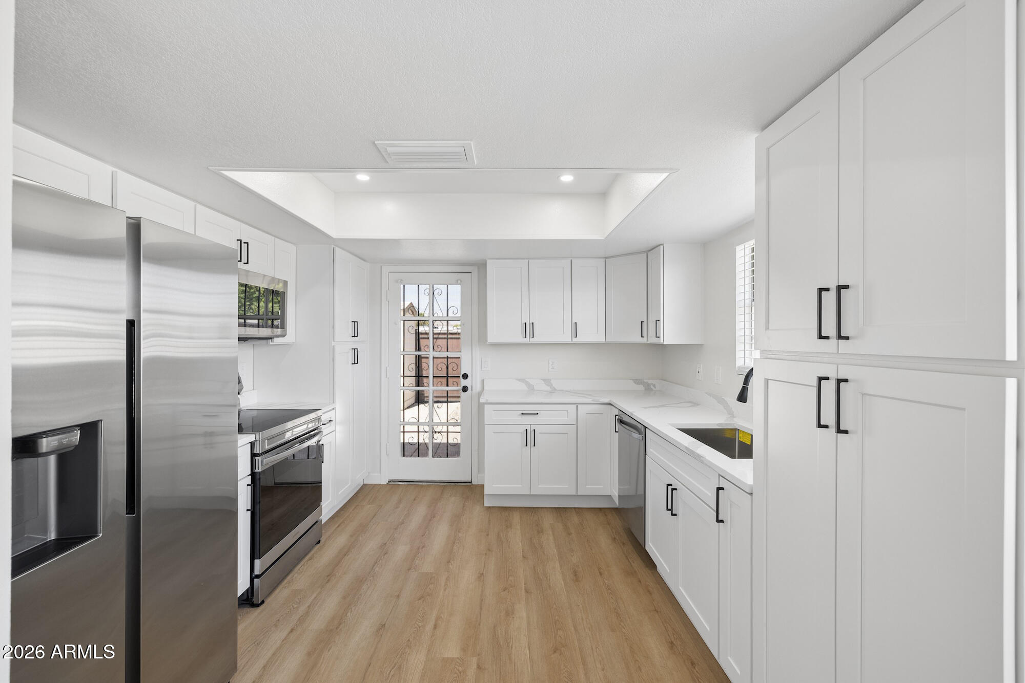 6701 S JENTILLY Lane, Tempe, AZ 85283