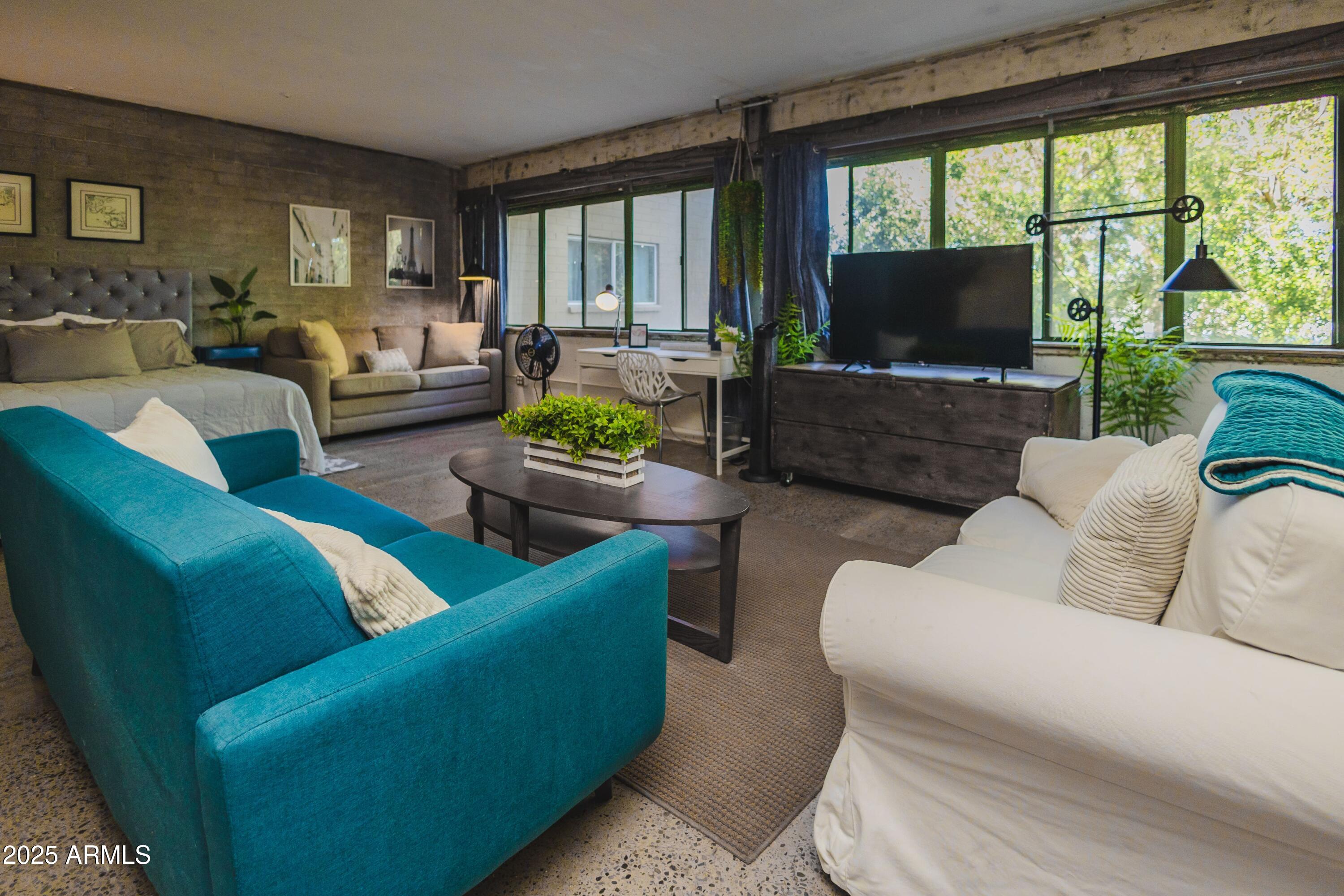 353 E THOMAS Road C307, Phoenix, AZ 85012