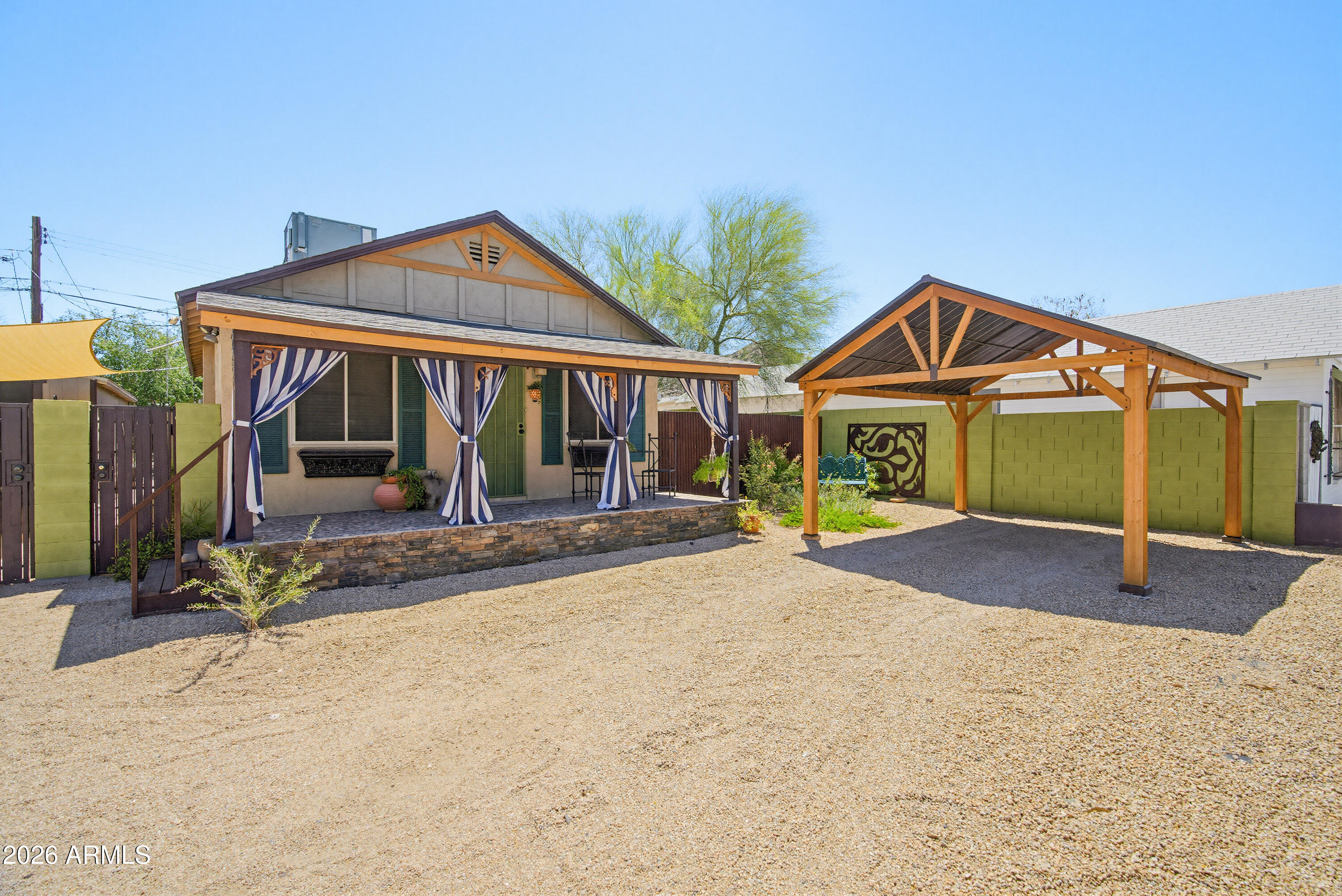 9115 N 13TH Street, Phoenix, AZ 85020