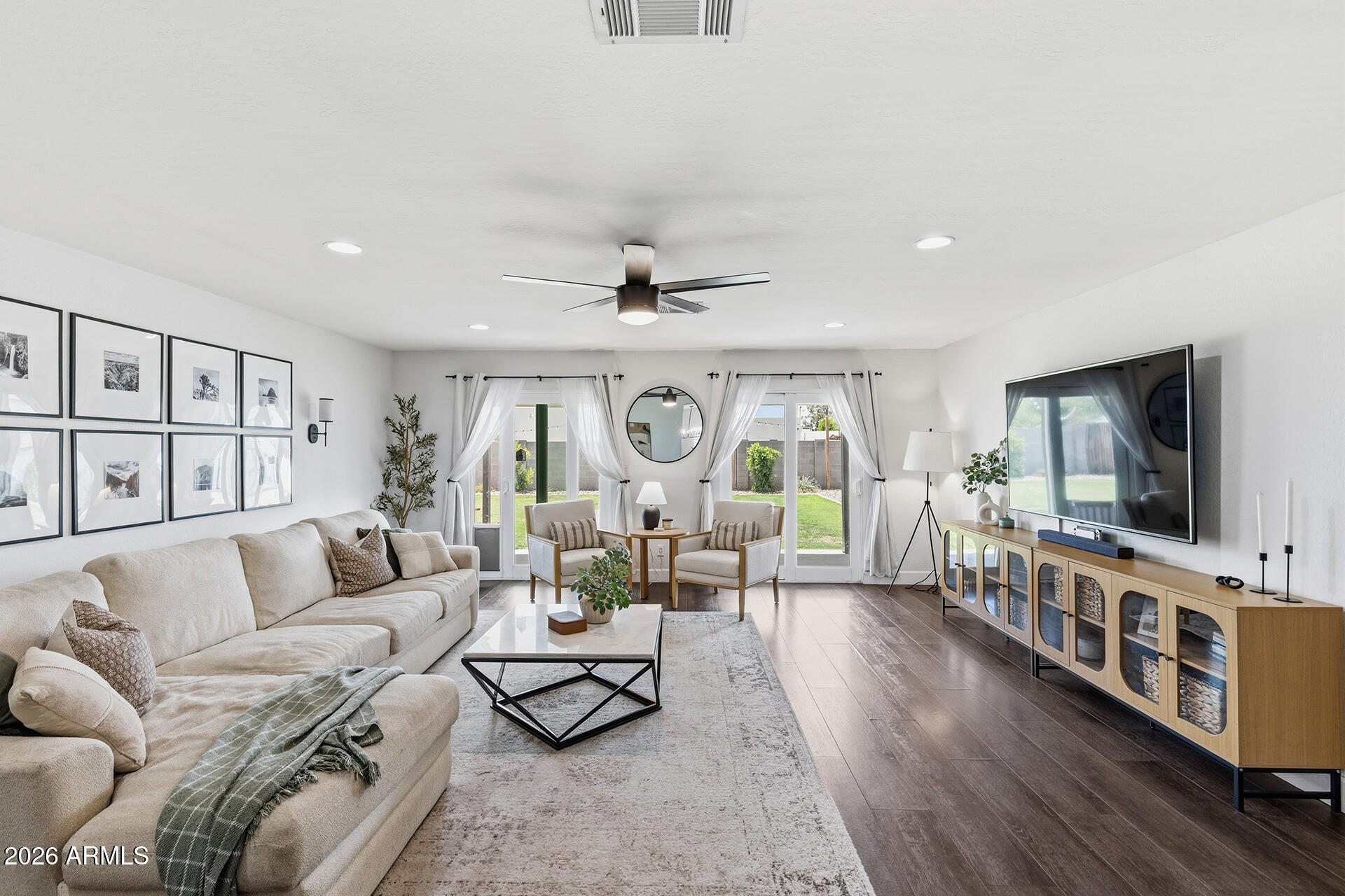 1701 W FAIRMOUNT Avenue, Phoenix, AZ 85015