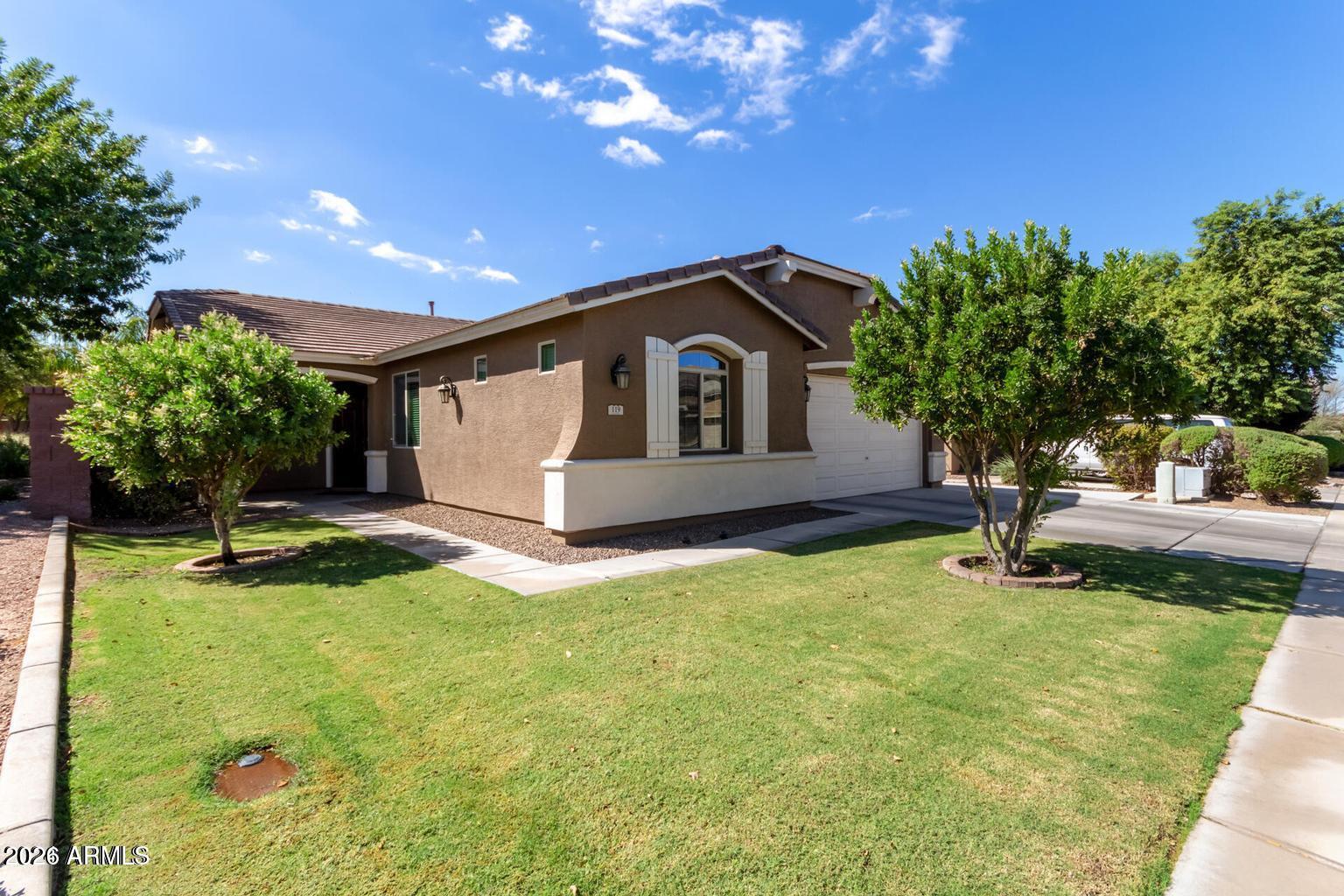 119 W LEATHERWOOD Avenue, San Tan Valley, AZ 85140