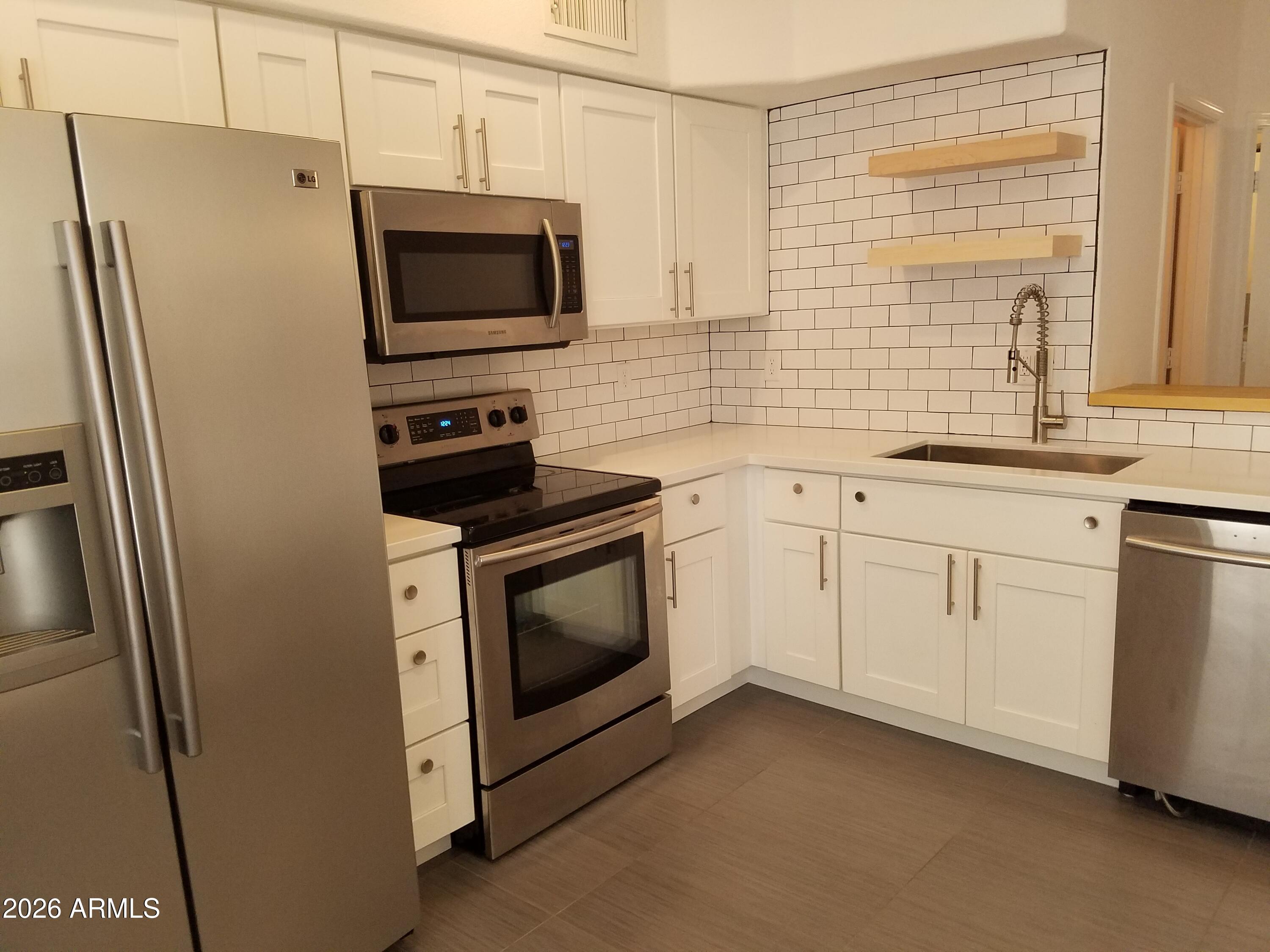 500 N ROOSEVELT Avenue E 120, Chandler, AZ 85226