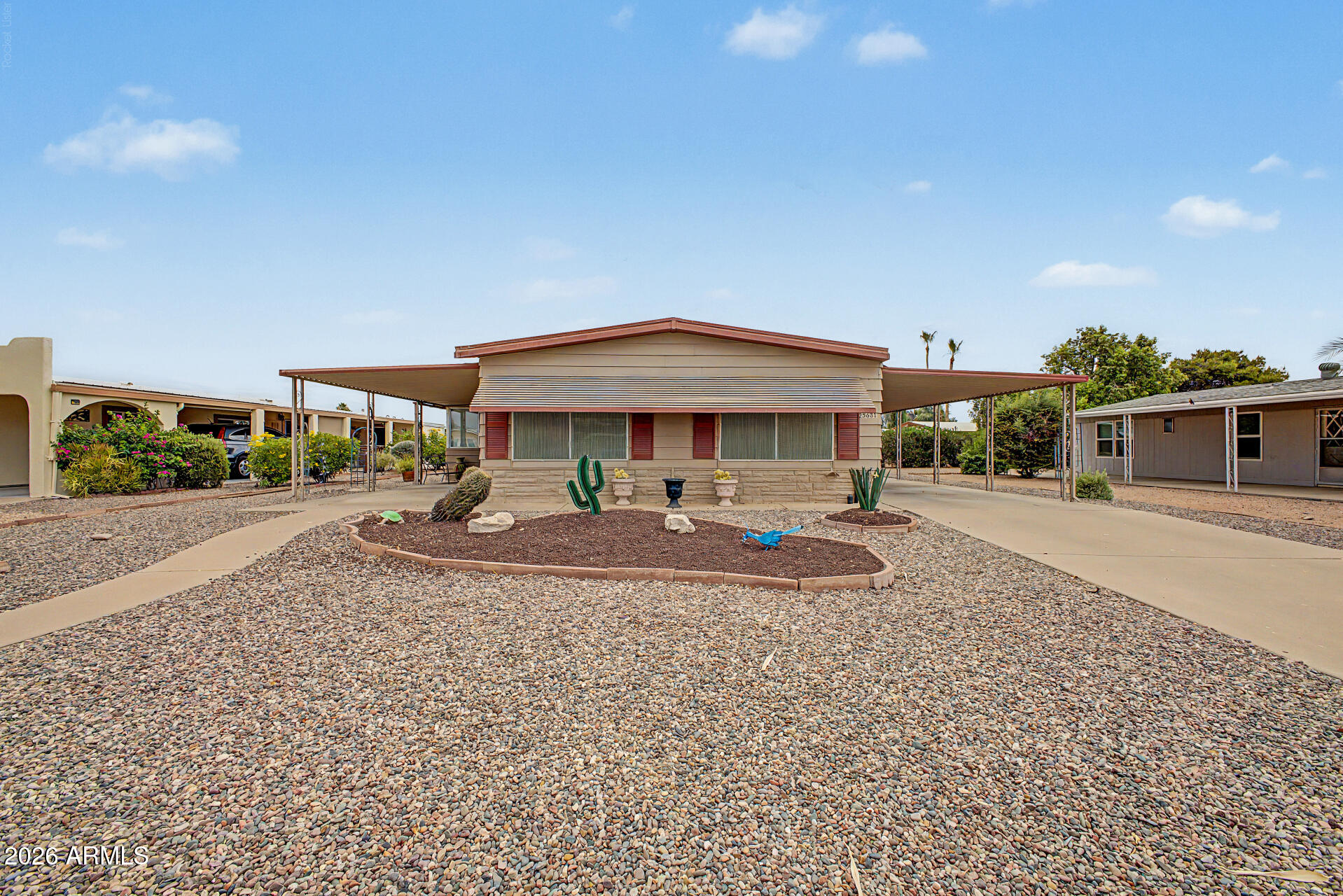 25631 S MONTANA Avenue, Sun Lakes, AZ 85248