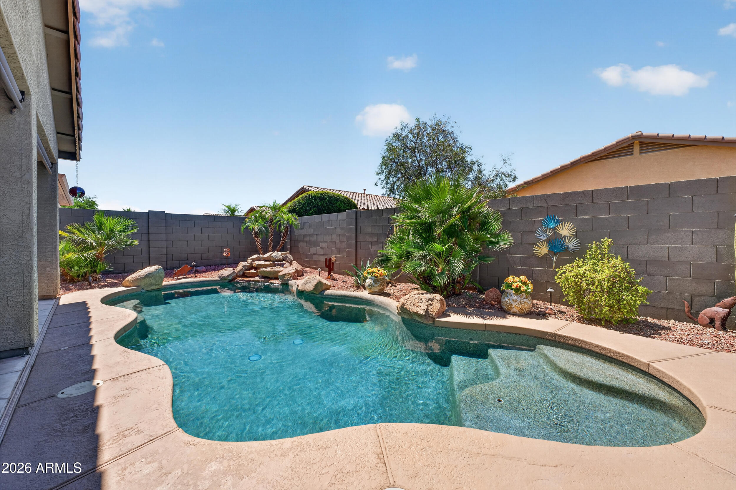 17547 W CARDINAL Drive, Goodyear, AZ 85338
