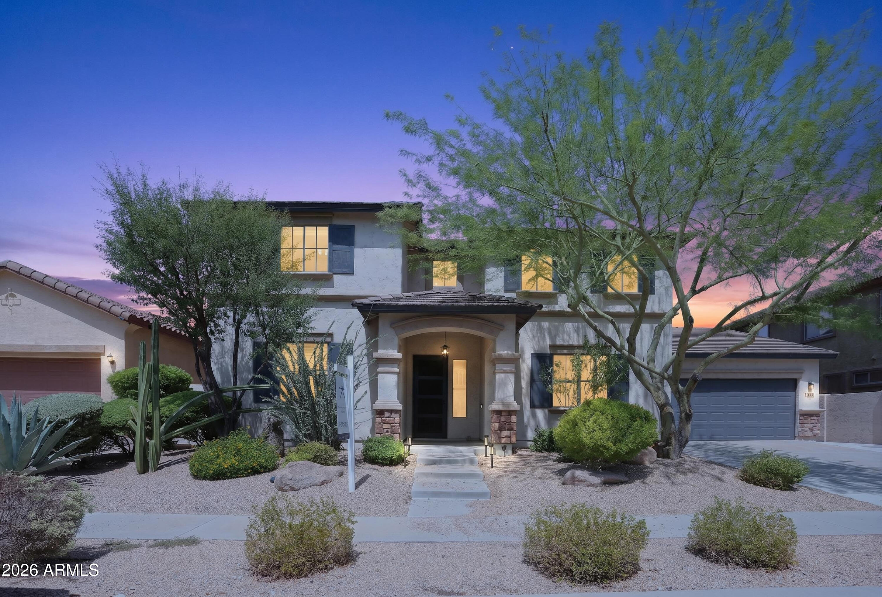 2426 W HORSETAIL Trail, Phoenix, AZ 85085