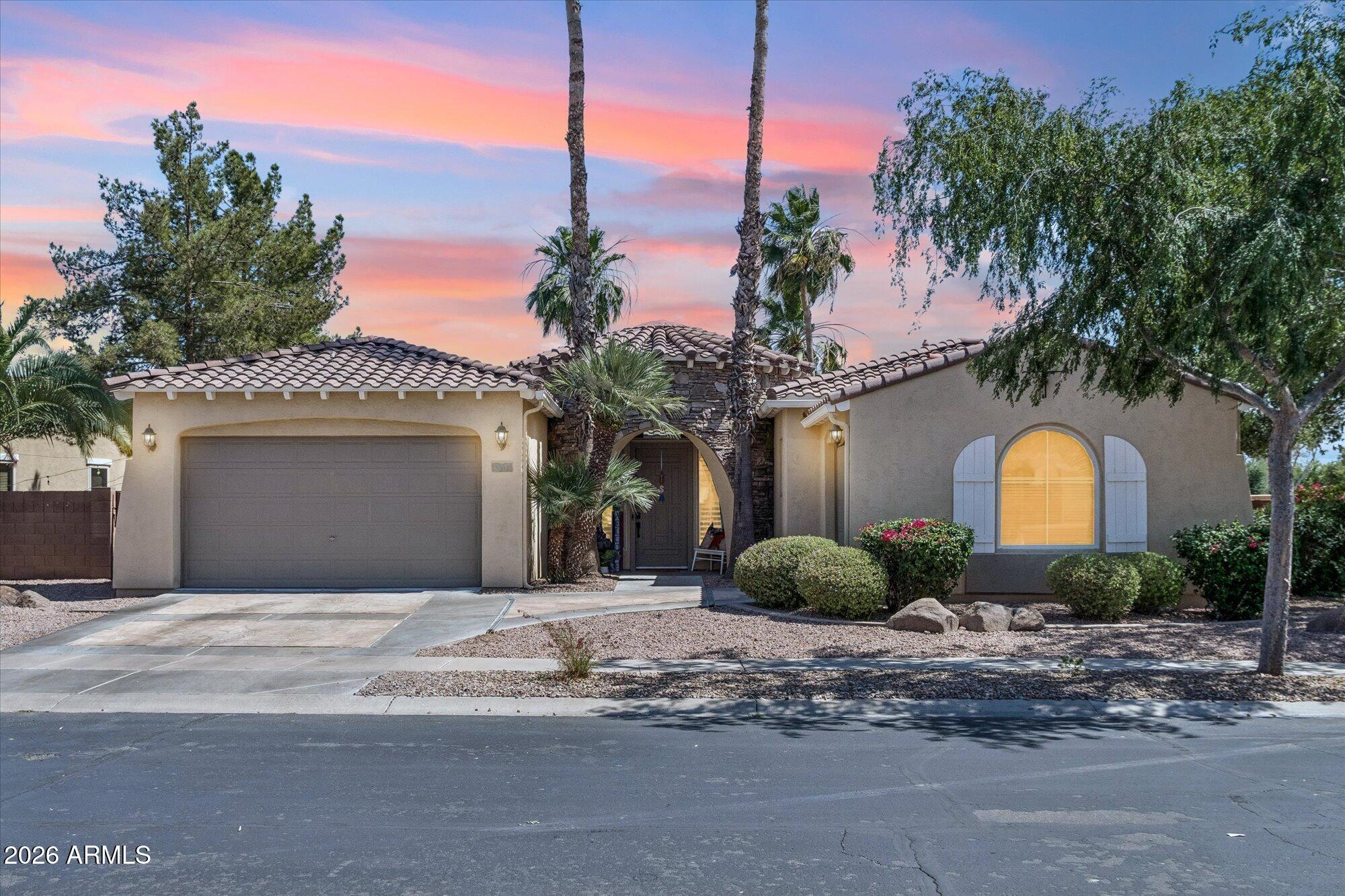 837 E Torrey Pines Place, Chandler, AZ 85249