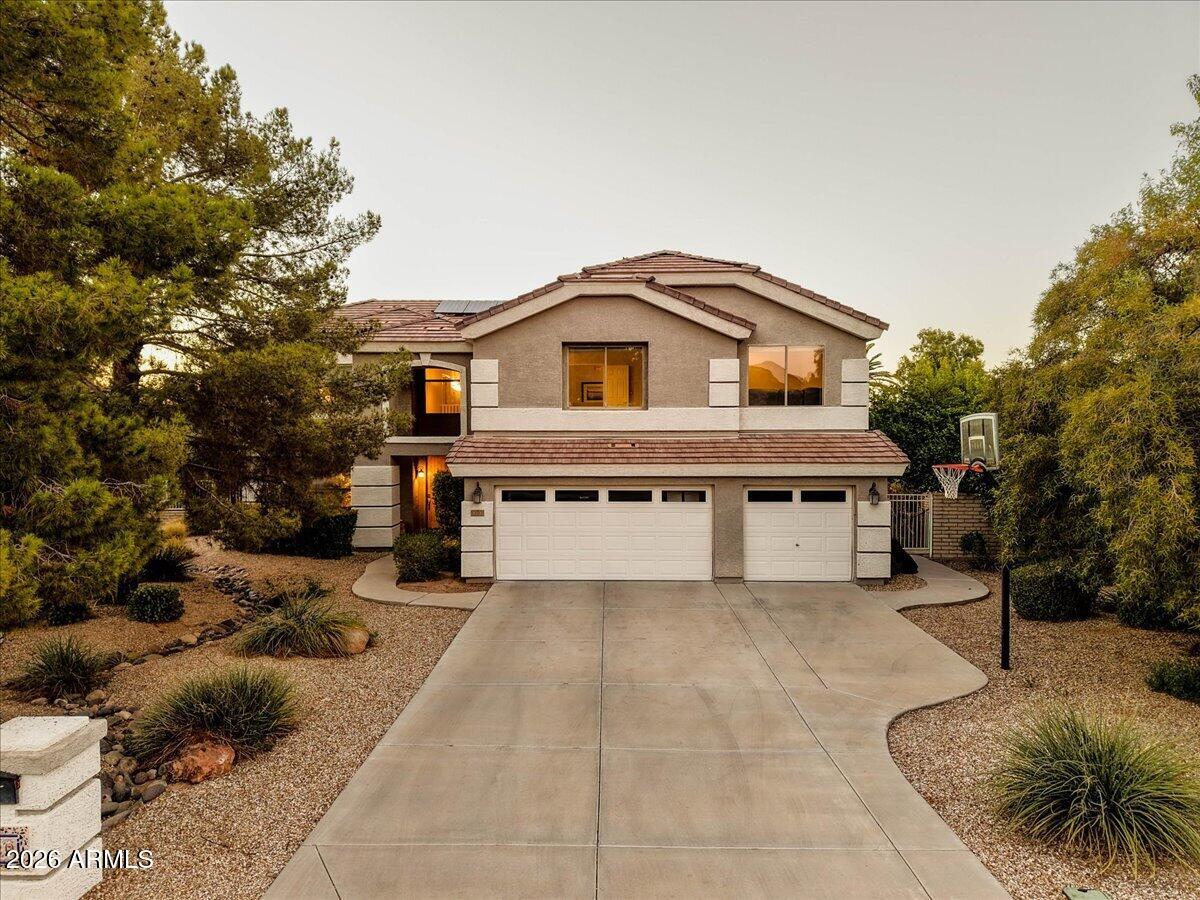 120 W SOUTHERN HILLS Road, Phoenix, AZ 85023