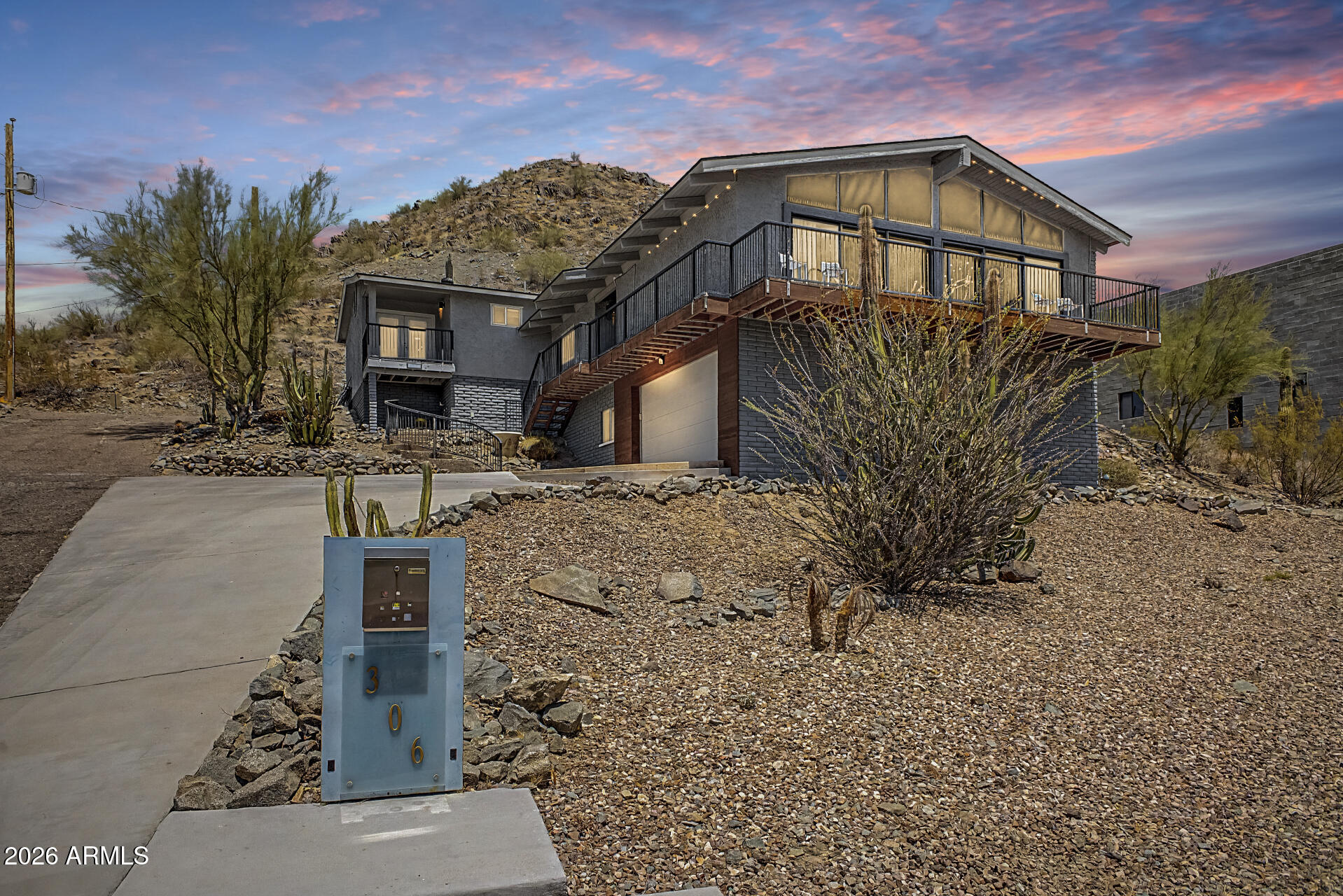 306 W CAMINO Vista, Phoenix, AZ 85021