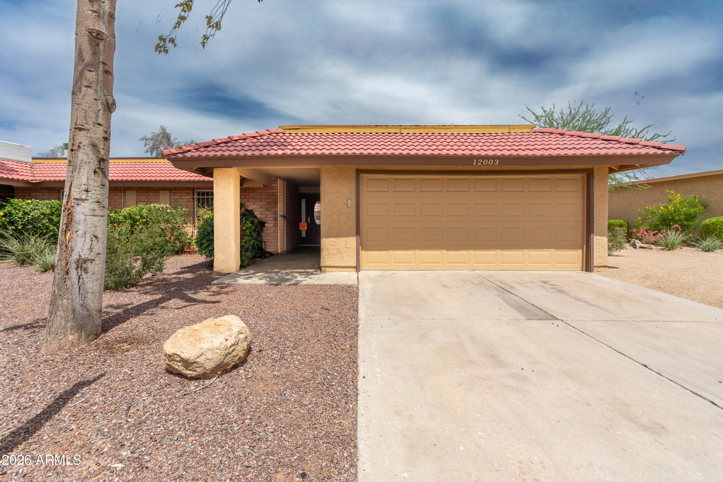 12003 S TONOPAH Drive, Phoenix, AZ 85044