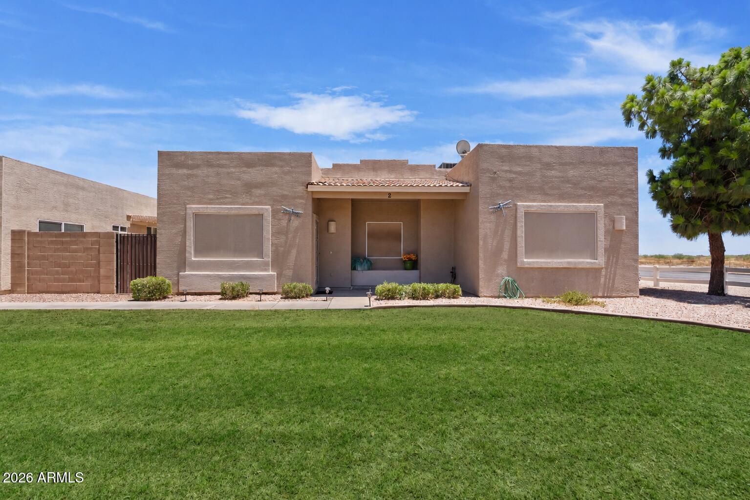 2300 E Magma Road 2, San Tan Valley, AZ 85143