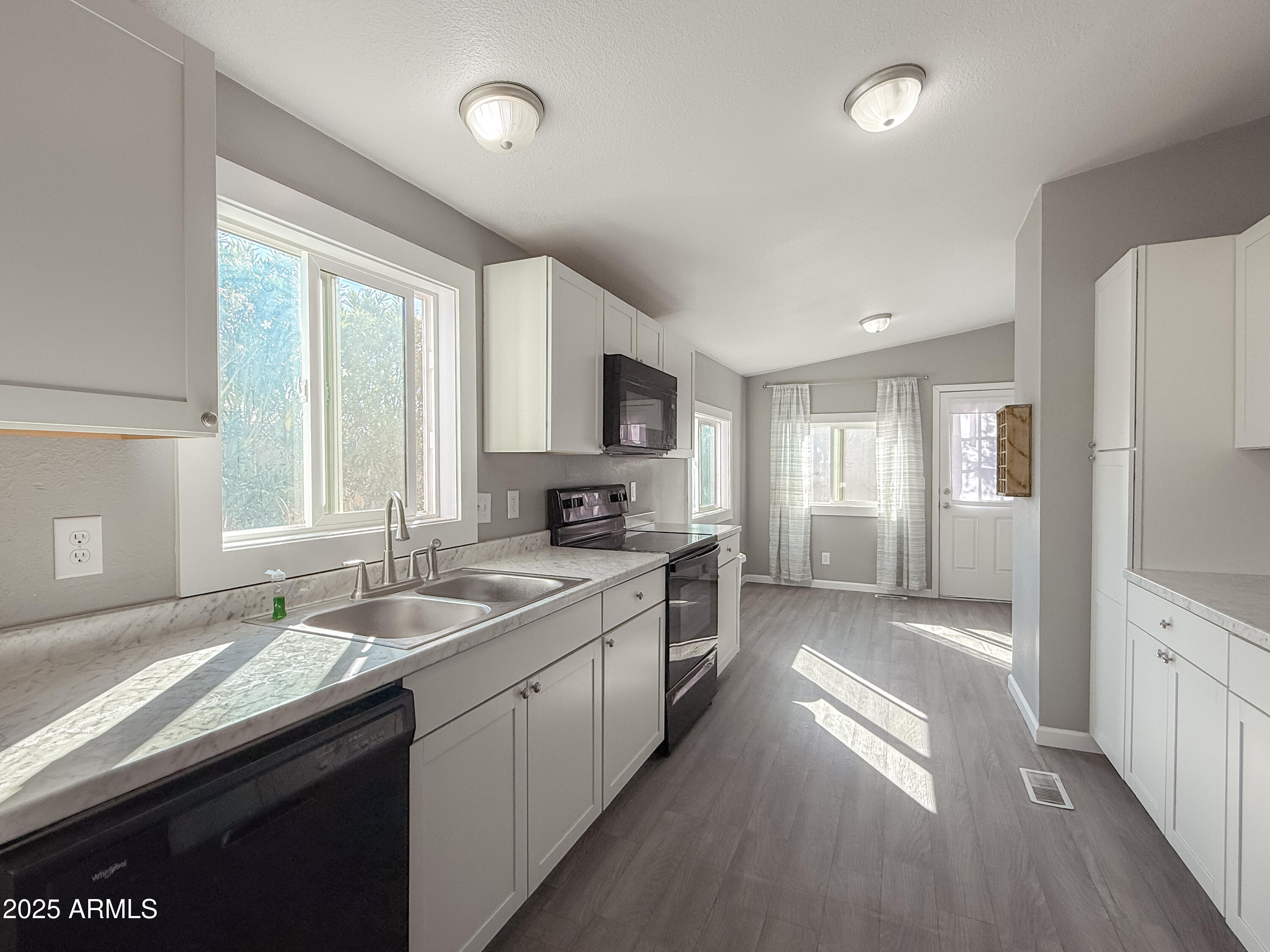 9431 E CORALBELL Avenue 145, Mesa, AZ 85208