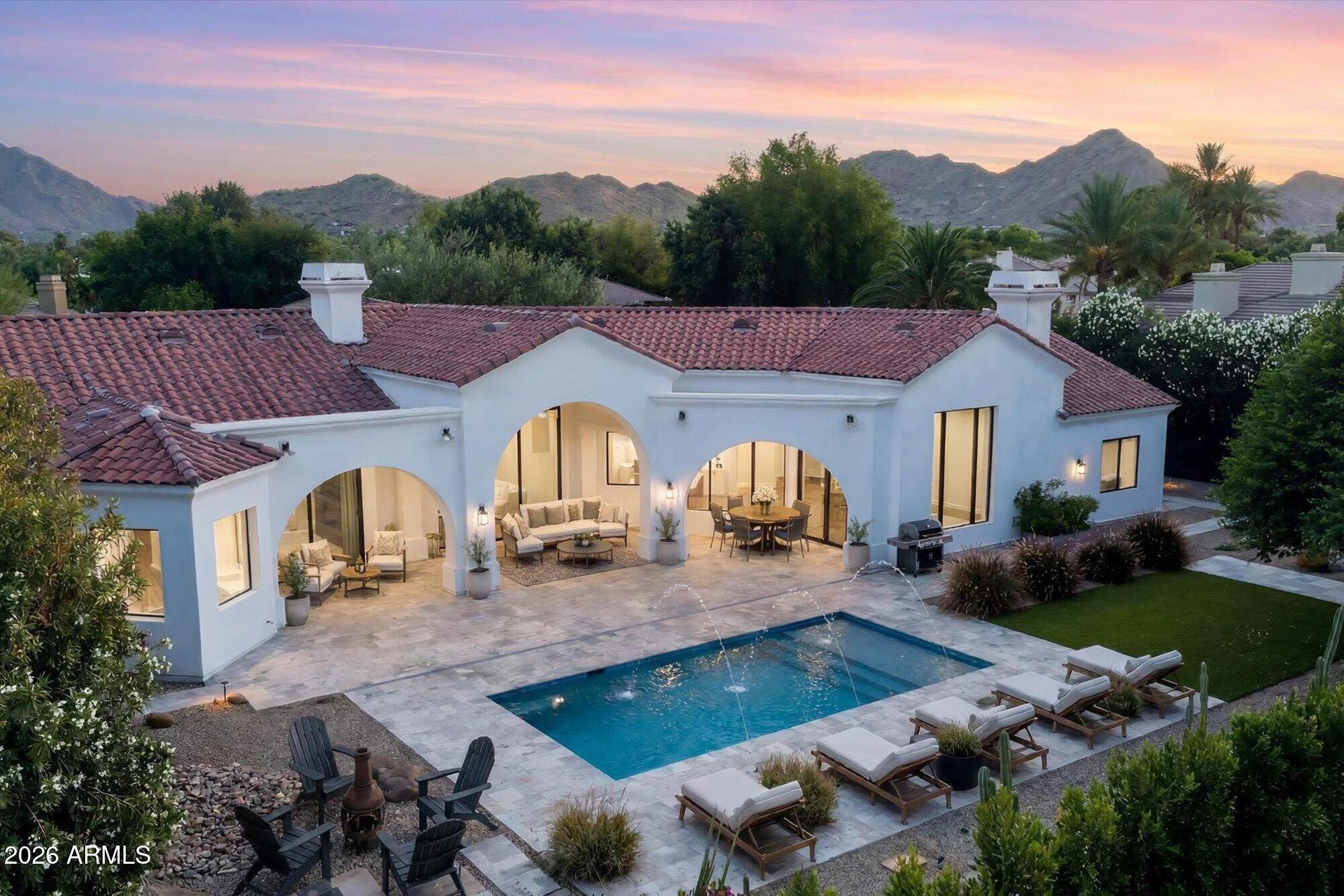 7130 E BELMONT Avenue, Paradise Valley, AZ 85253