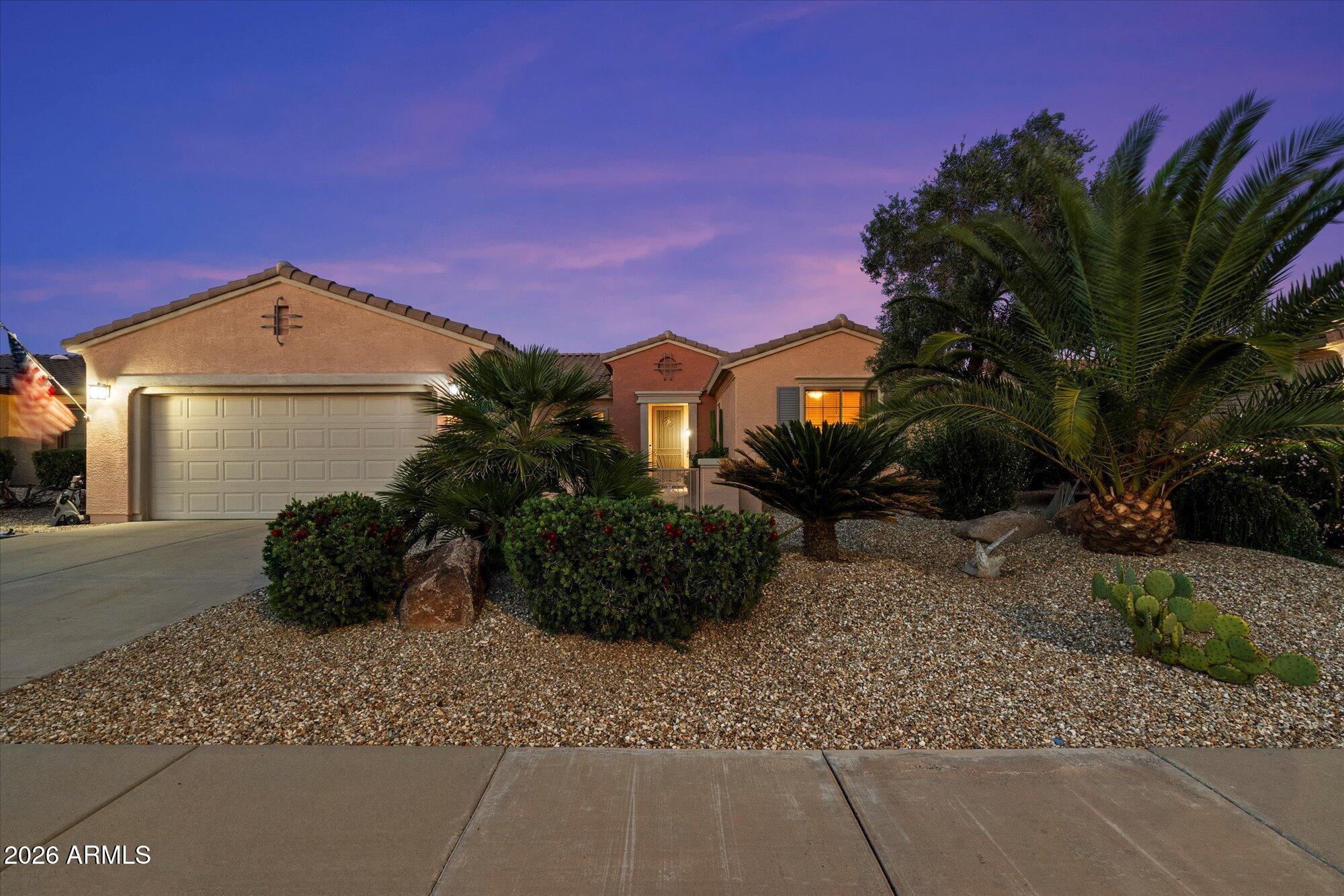 16418 W DESERT LILY Drive, Surprise, AZ 85387