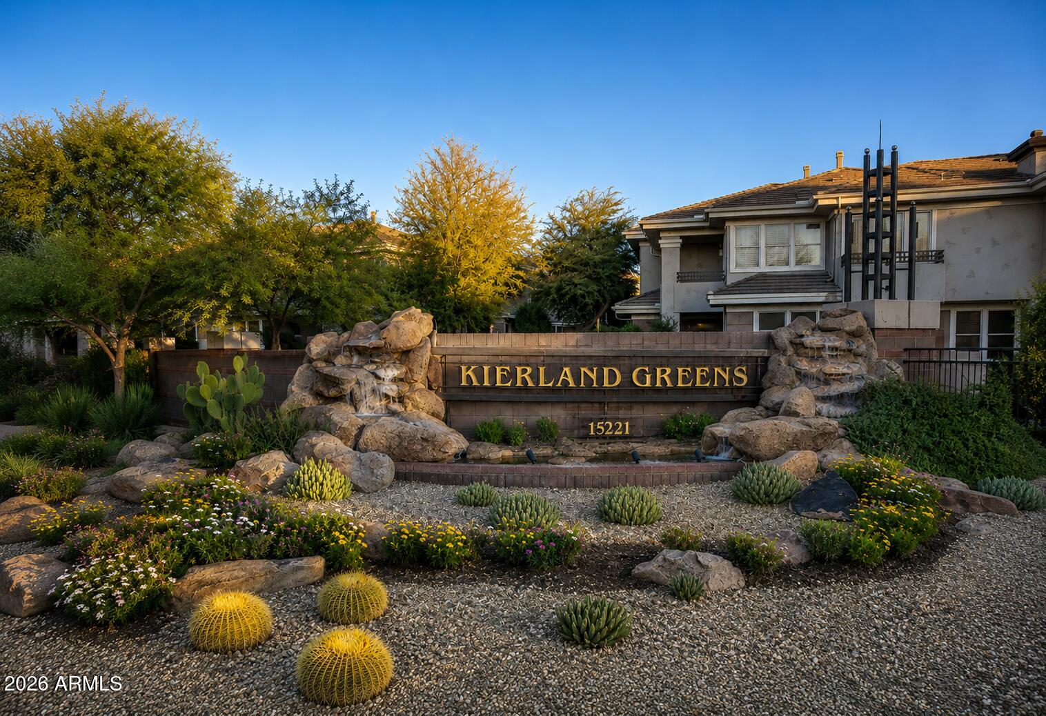 15221 N CLUBGATE Drive 2036, Scottsdale, AZ 85254